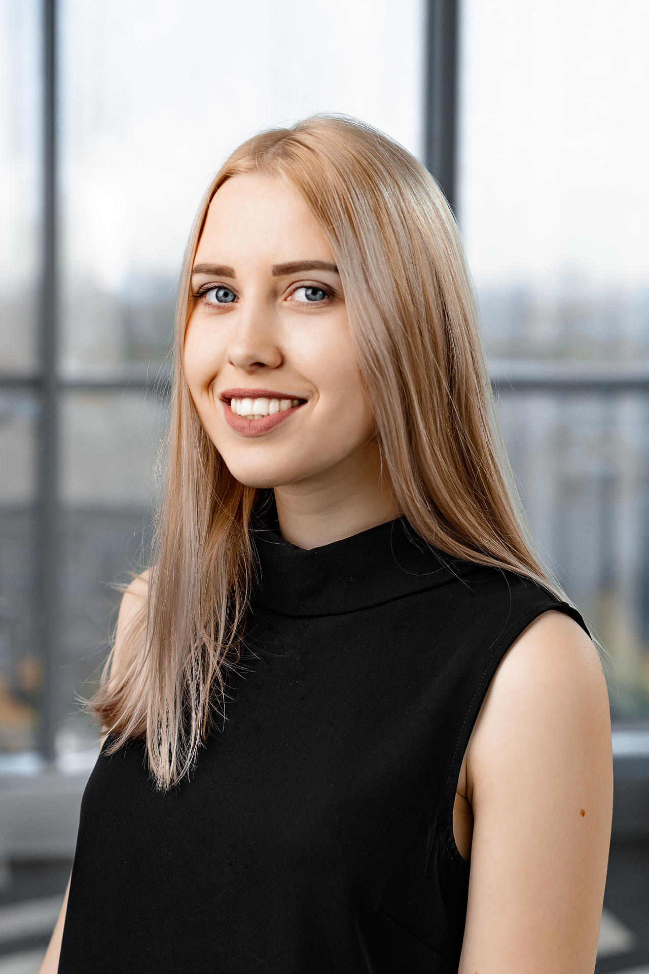 Бизнес-портреты сотрудников компании НИК