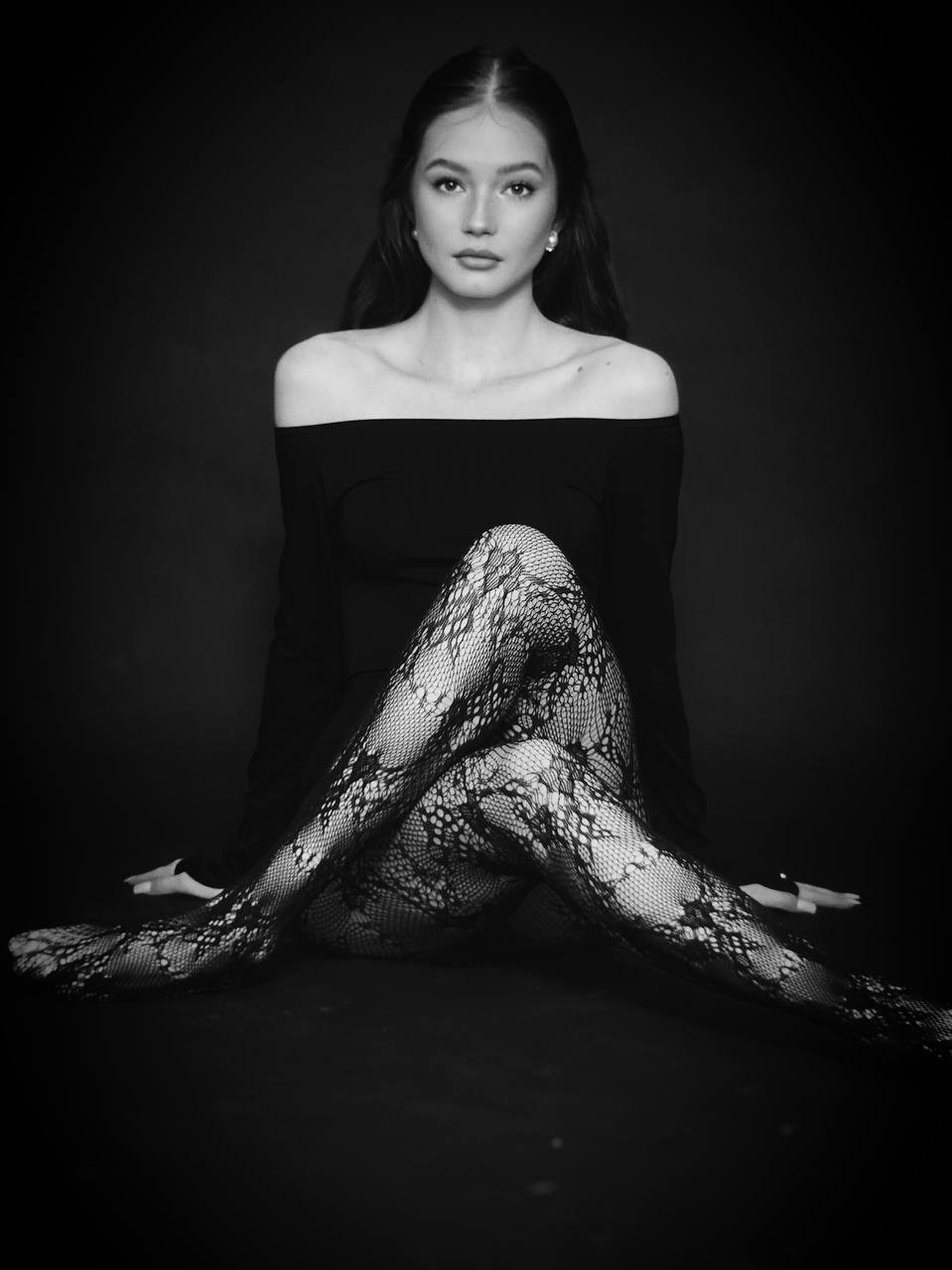 Виктория (ч/б). Мобильный фотограф Дмитрий Шпуров | KIREVAS