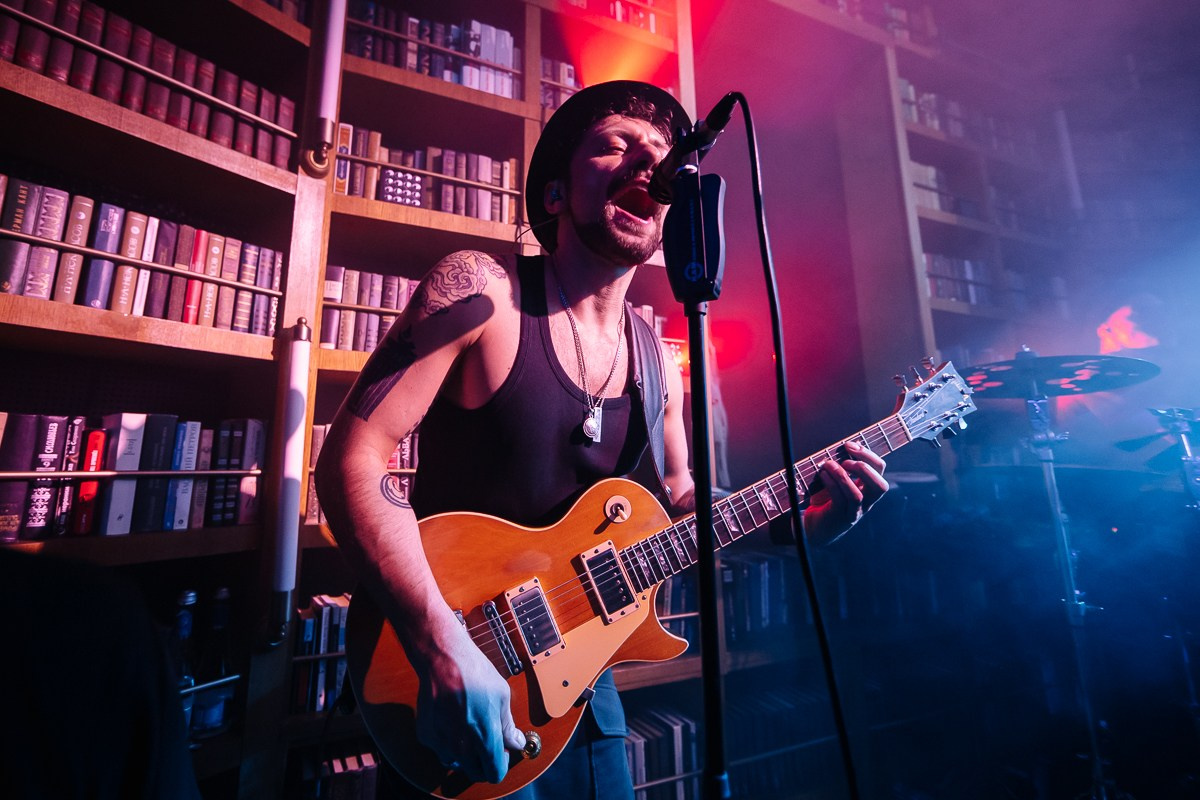 Концерт Volen Sentir в клубе «COMMUNITY». Фотограф Москва