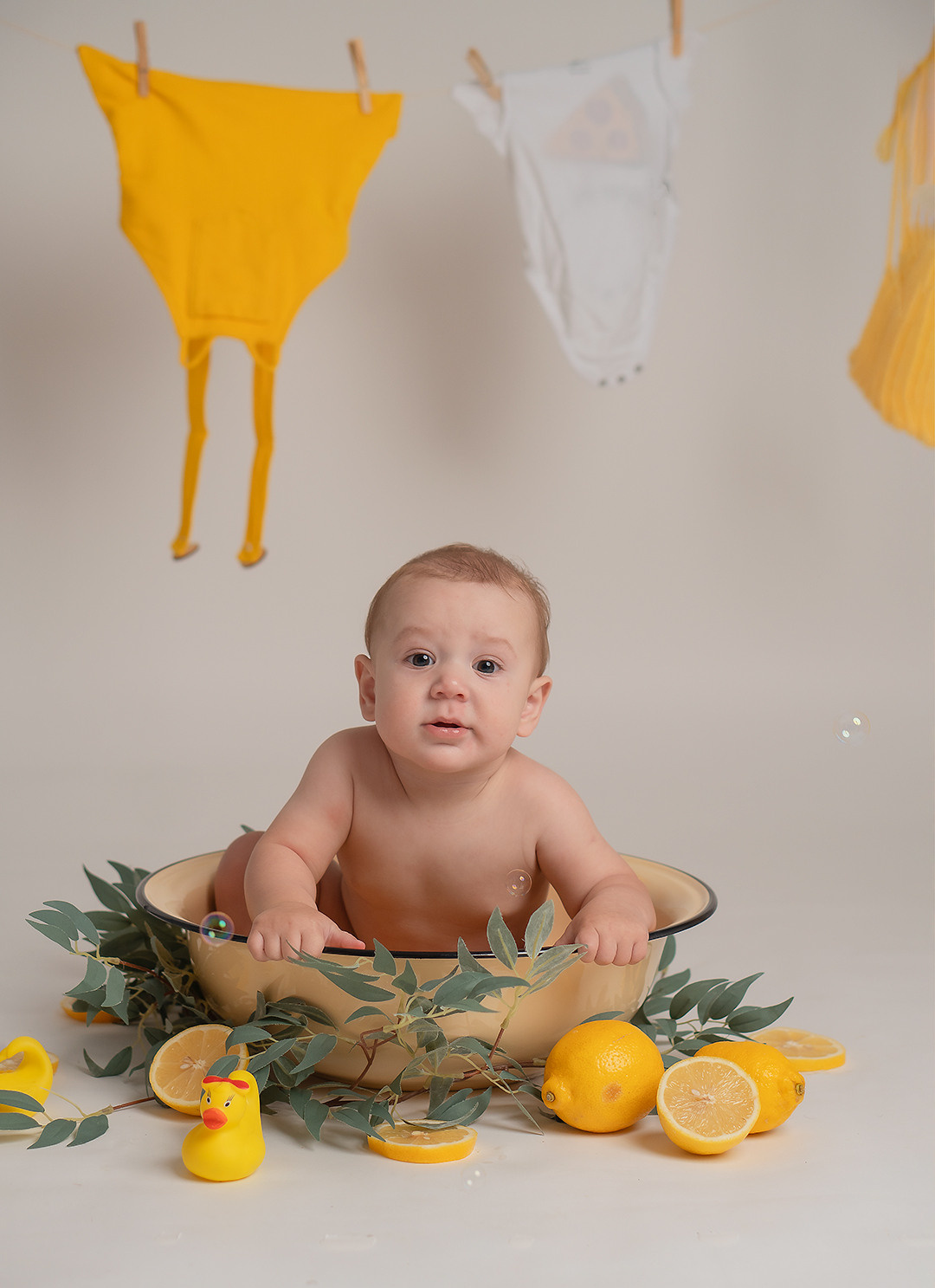 Малыши. Фотограф новорожденных, беременности и семейных фотосессий в Томске