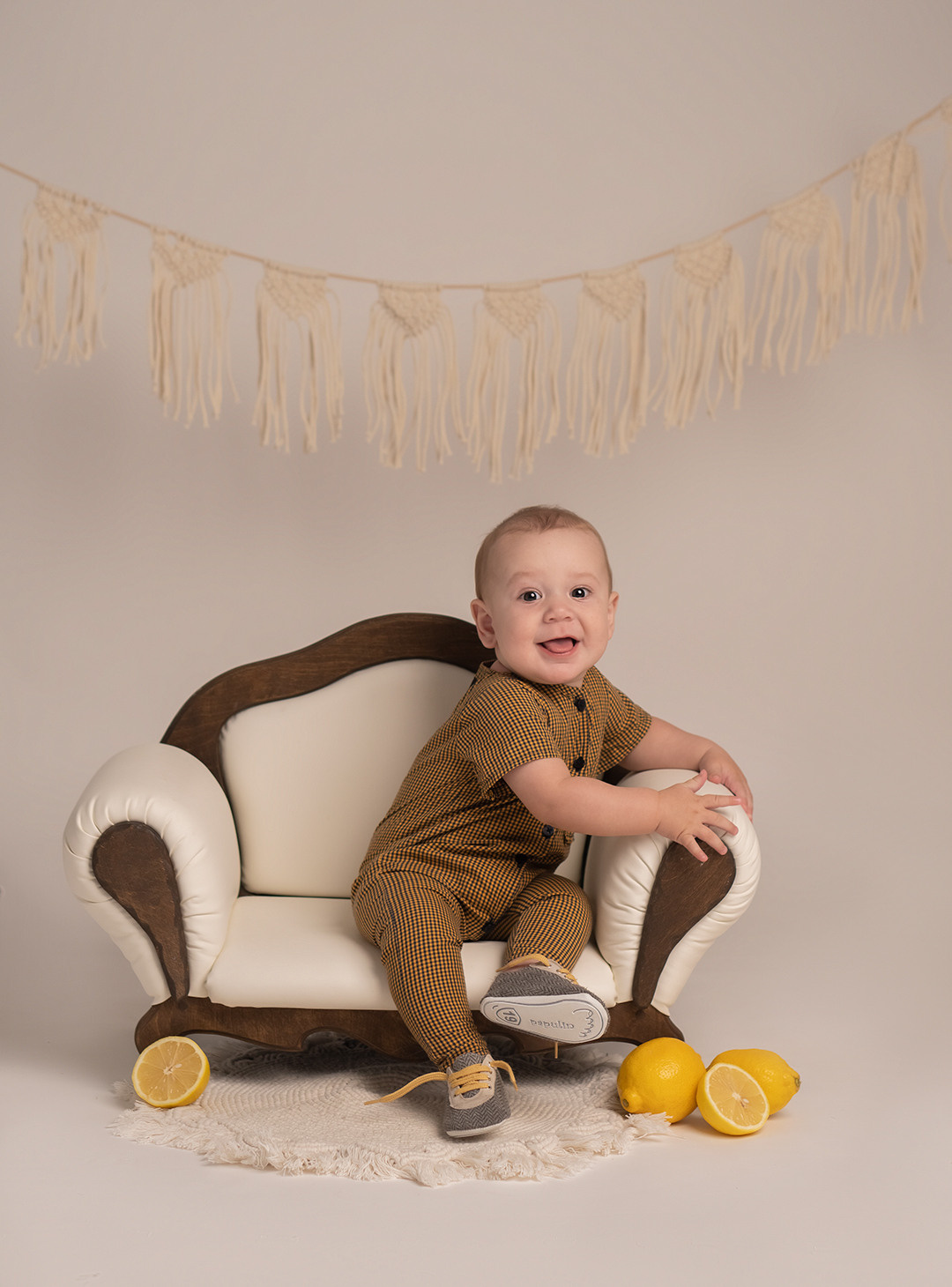 Малыши. Фотограф новорожденных, беременности и семейных фотосессий в Томске