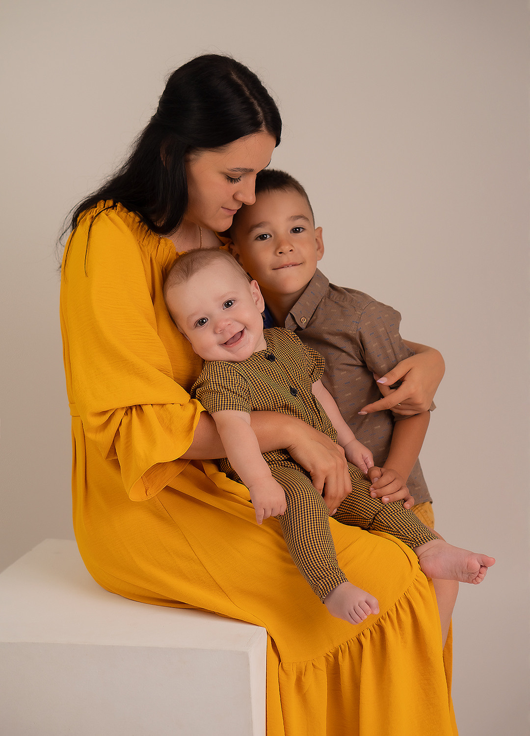 Малыши. Фотограф новорожденных, беременности и семейных фотосессий в Томске