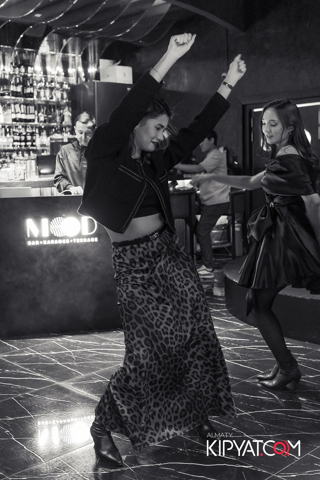 MOOD KARAOKE &TERRACE. КИПЯТКОМ АЛМАТЫ!