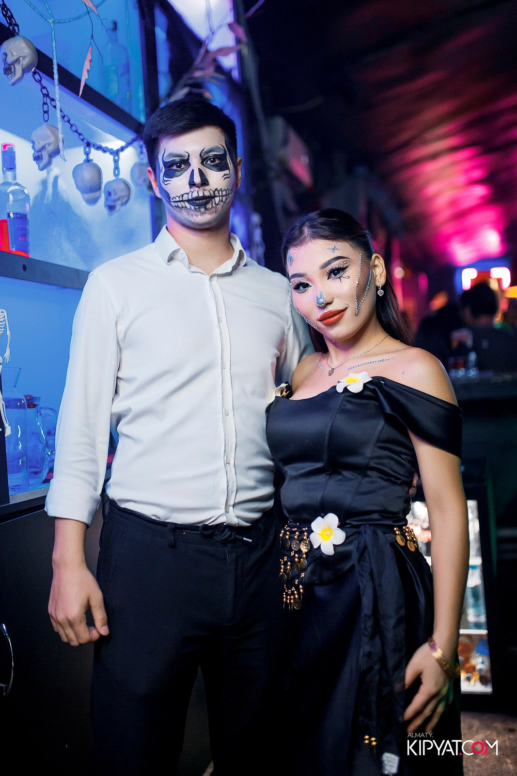 UYAT EMES BAR. КИПЯТКОМ АЛМАТЫ!