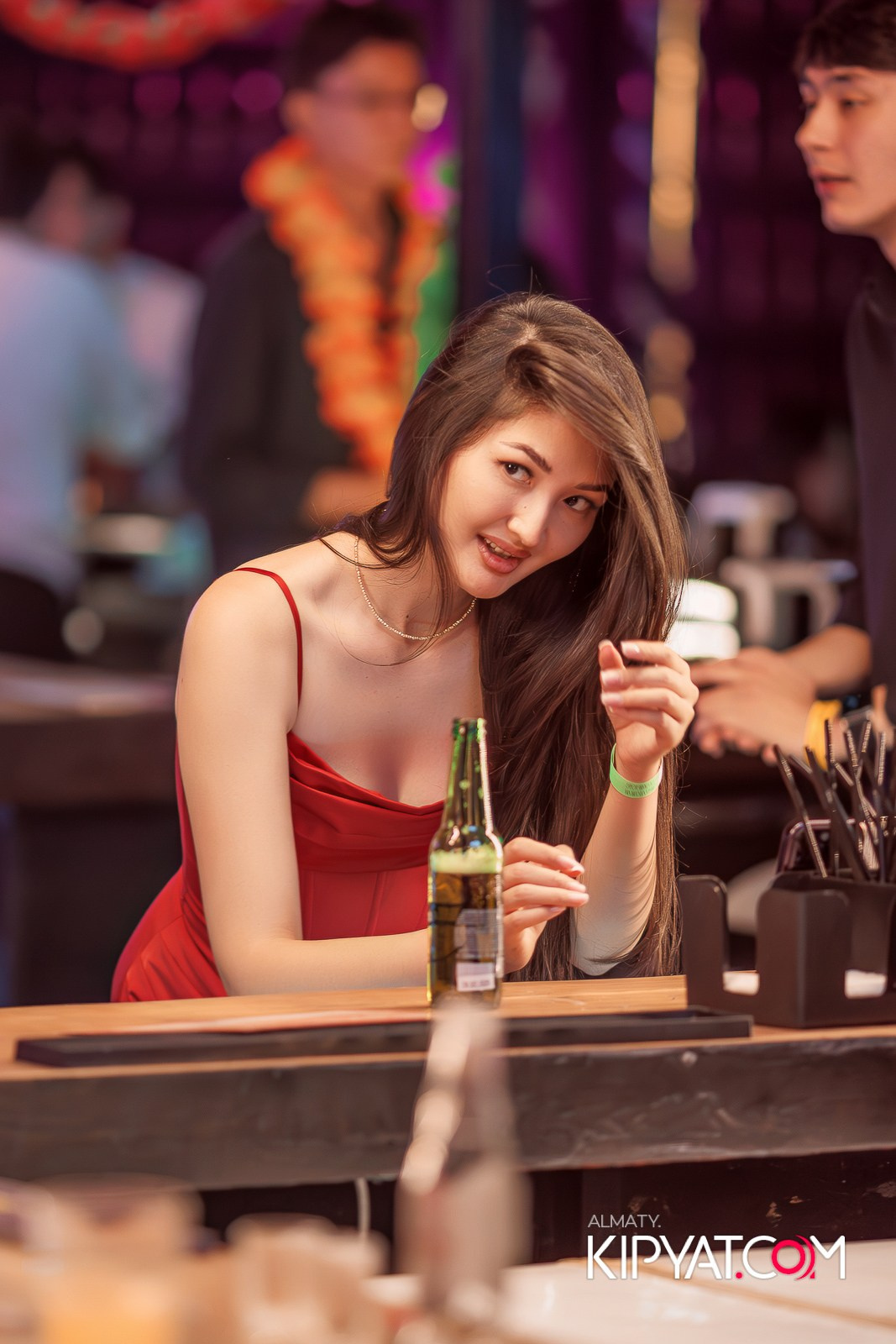 SKY BAR. КИПЯТКОМ АЛМАТЫ!