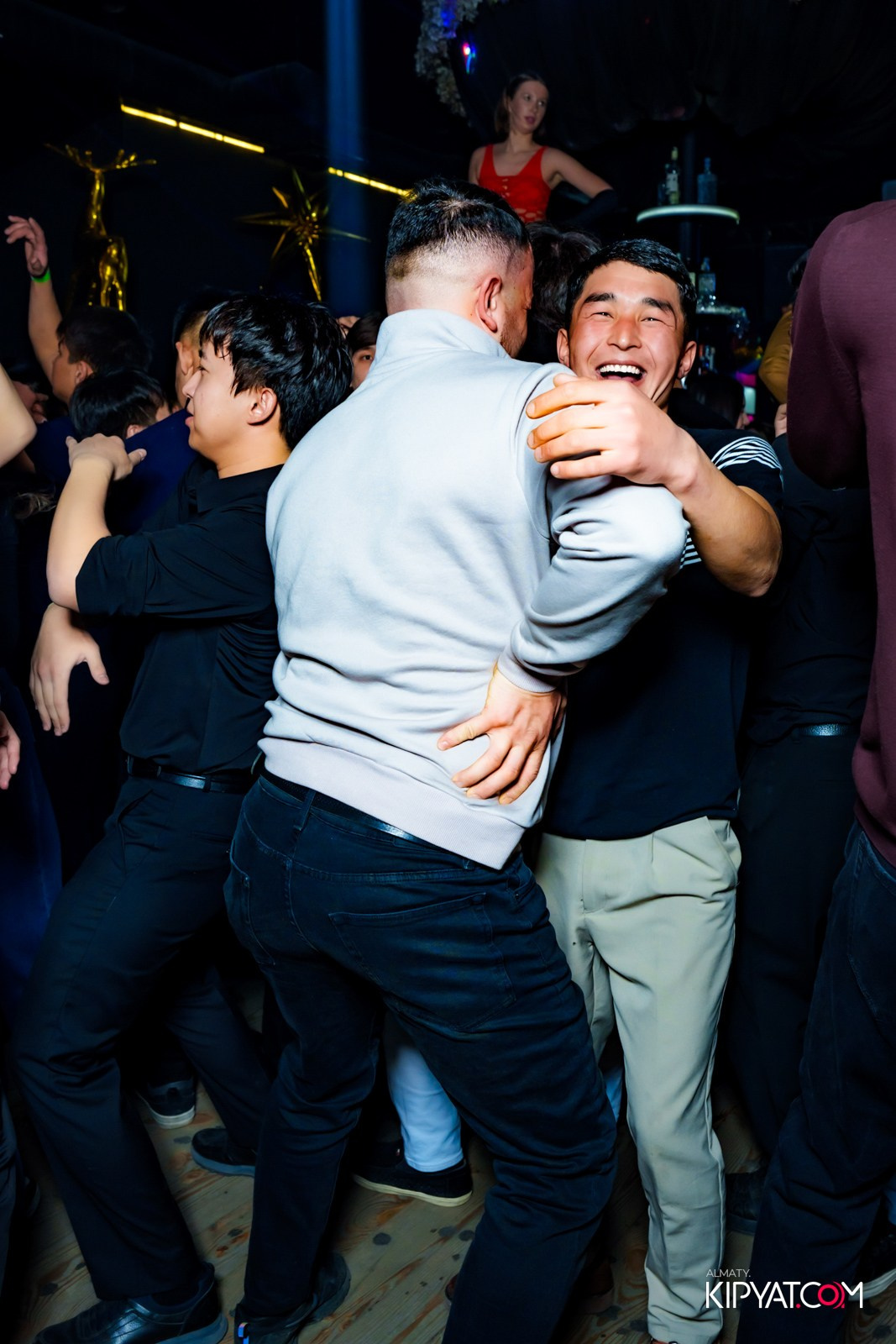 UYAT EMES BAR. КИПЯТКОМ АЛМАТЫ! Фотосъемка мероприятий в Алматы