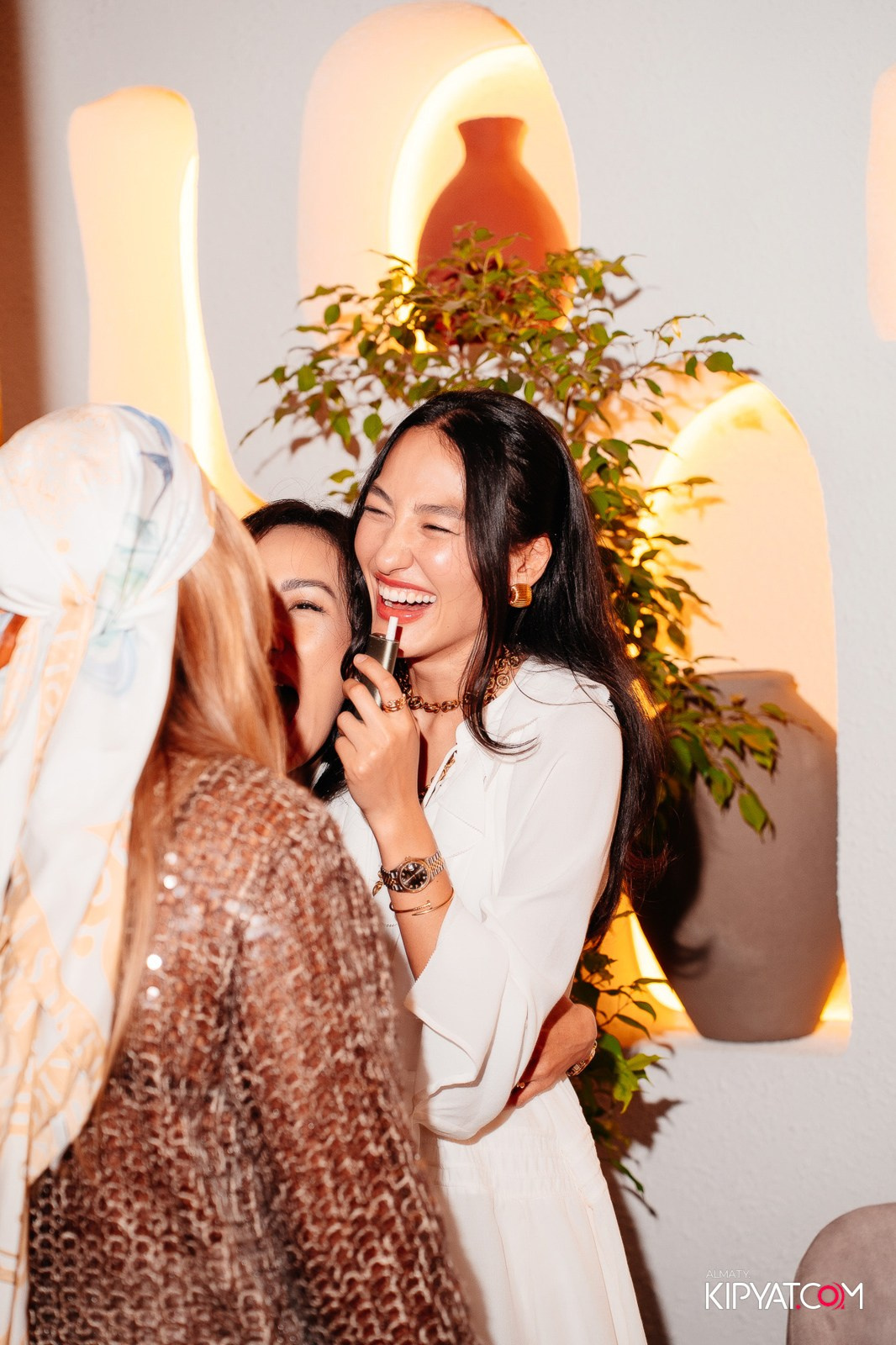 MOOD KARAOKE & TERRACE. КИПЯТКОМ АЛМАТЫ!