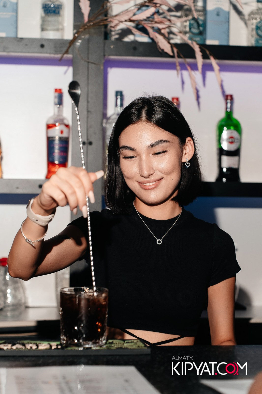 UYAT EMES BAR. КИПЯТКОМ АЛМАТЫ!