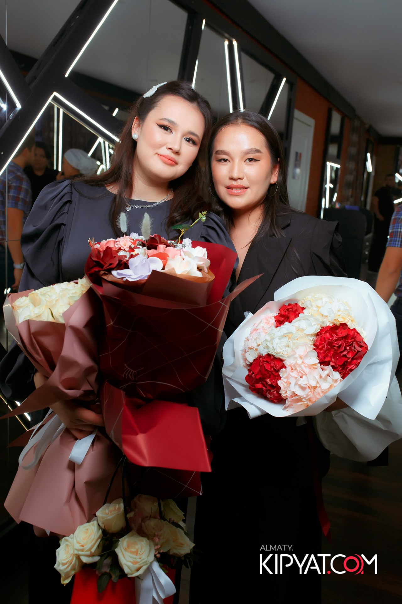 УХО И МЕДВЕДЬ НА САИНА. КИПЯТКОМ АЛМАТЫ!