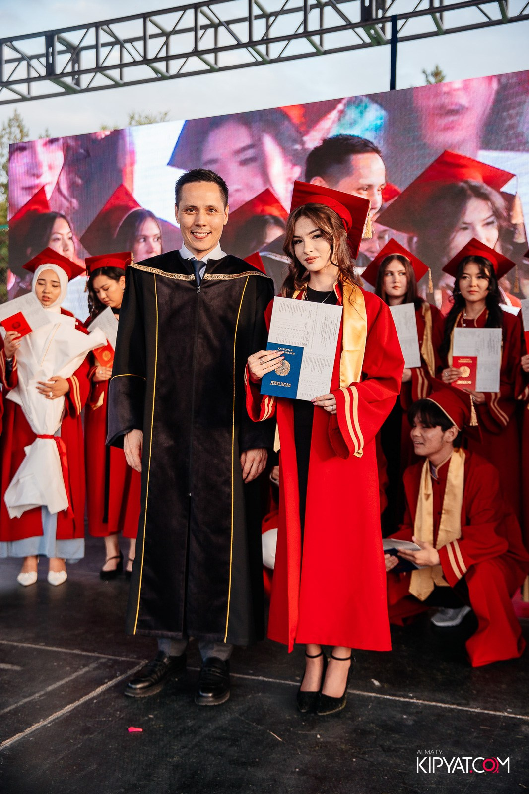 ВРУЧЕНИЕ ДИПЛОМОВ — НАРХОЗ КОЛЛЕДЖ. Part 4. КИПЯТКОМ АЛМАТЫ!