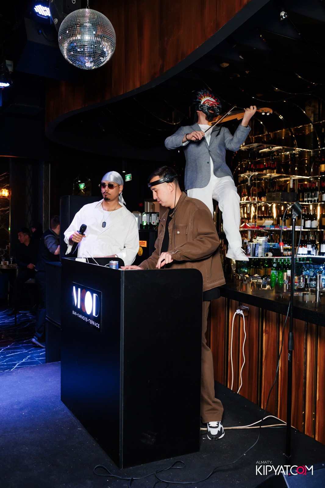 MOOD KARAOKE & TERRACE. КИПЯТКОМ АЛМАТЫ!