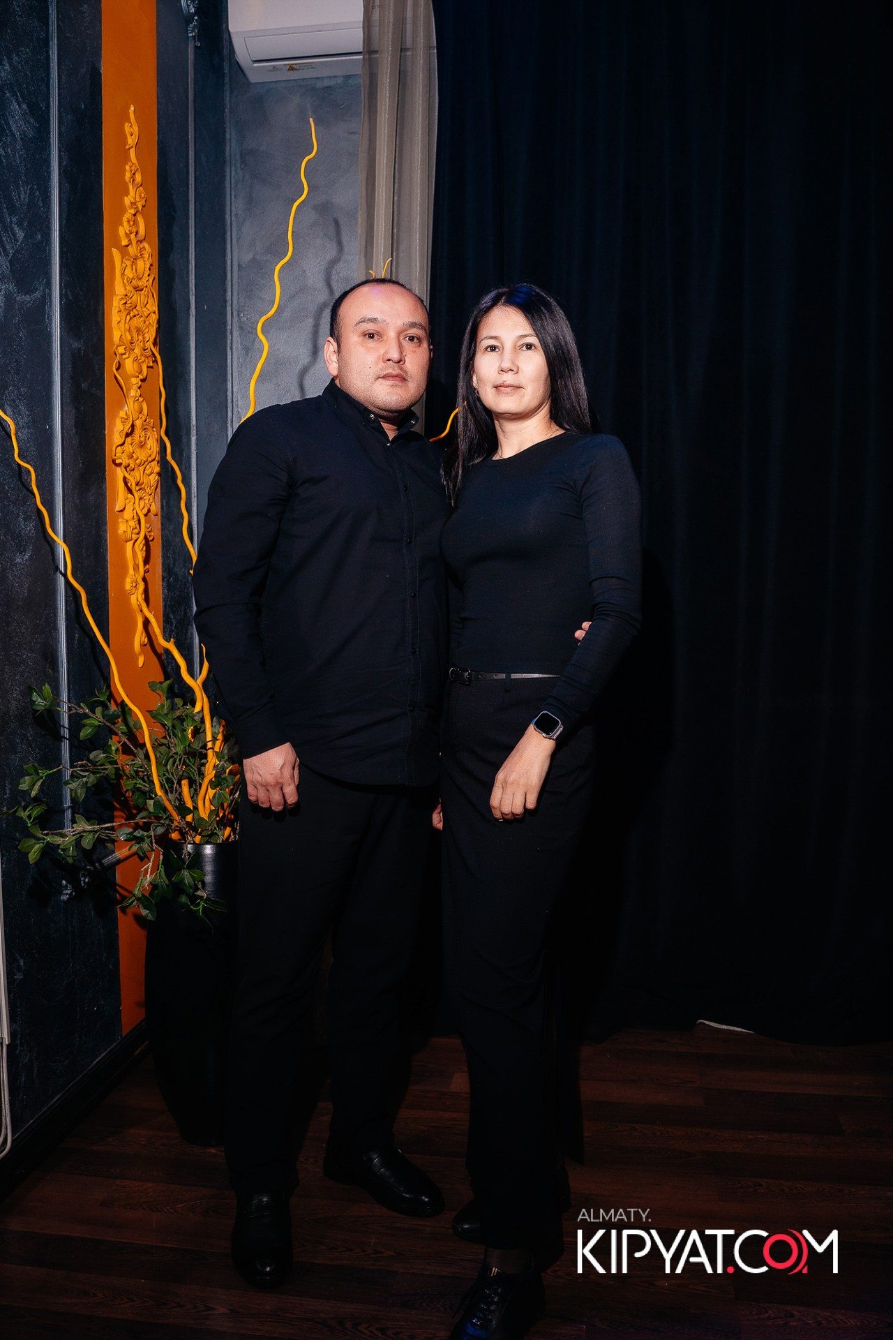 Ухо и Медведь на Курмангазы. КИПЯТКОМ АЛМАТЫ!