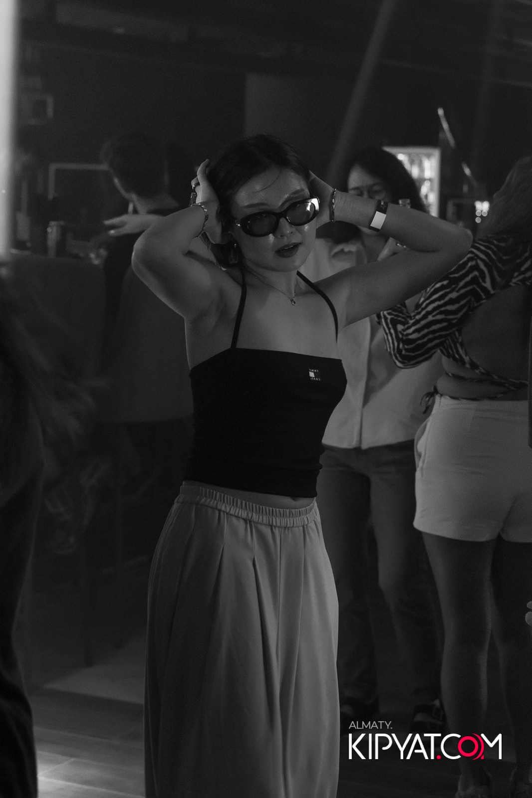 НОЧНОЙ КЛУБ ICON. КИПЯТКОМ АЛМАТЫ!