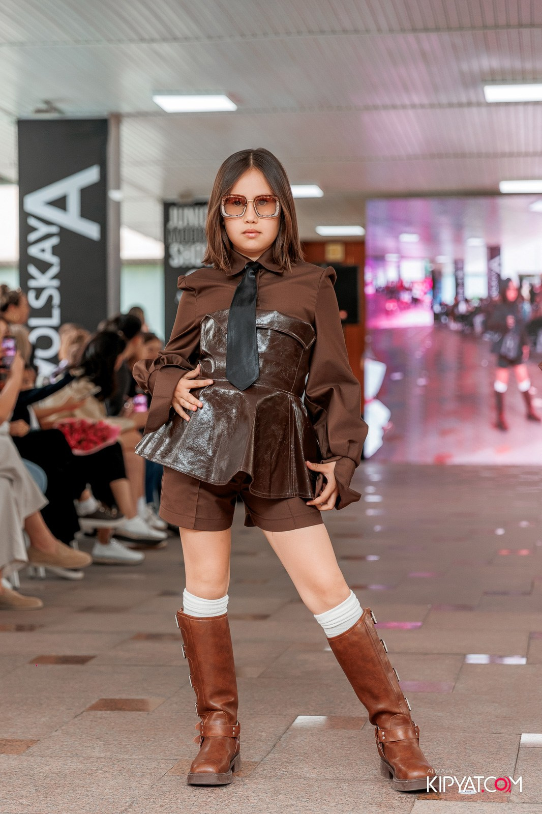 JUNIOR FASHION SHOW. КИПЯТКОМ АЛМАТЫ!