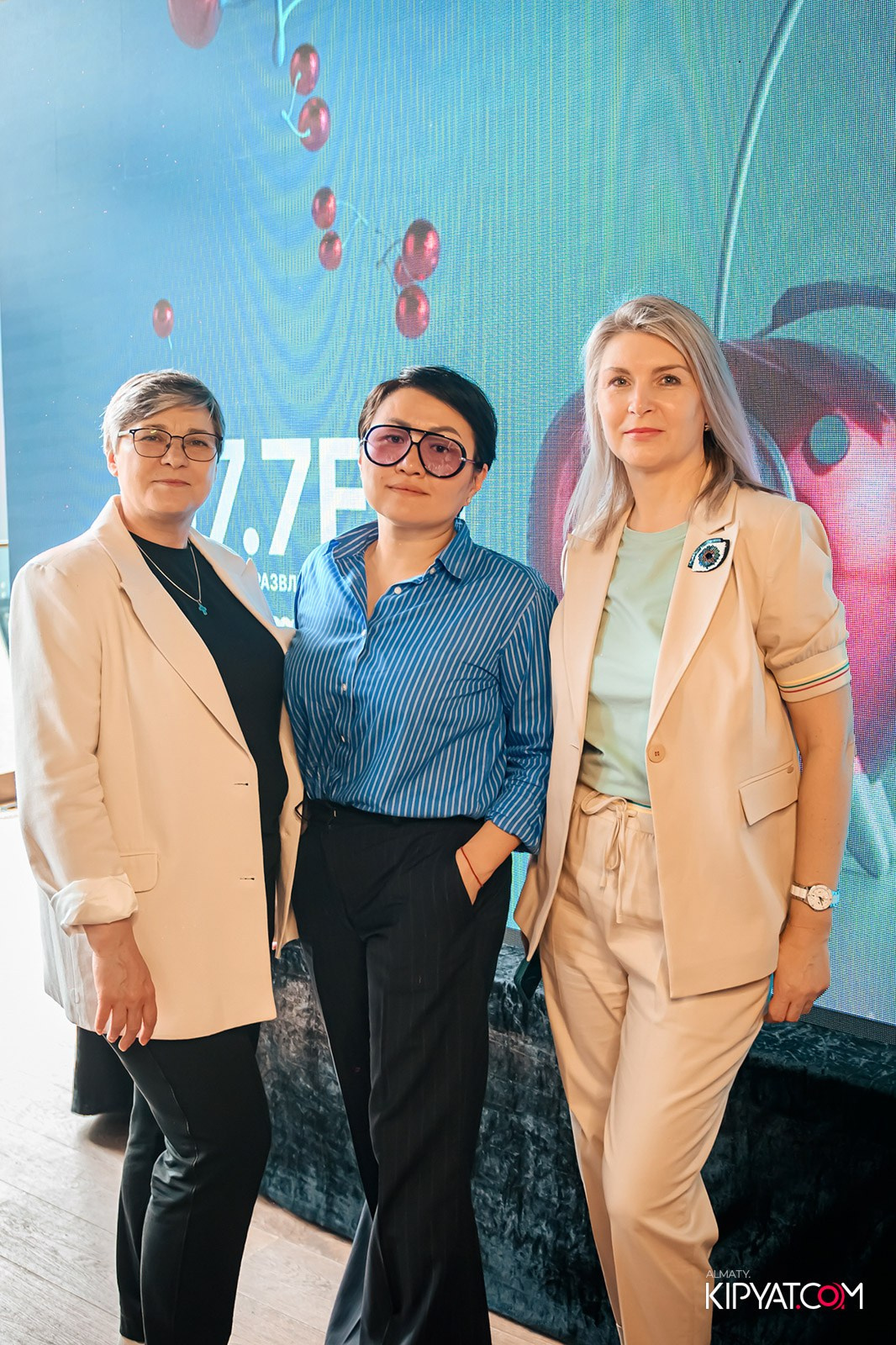 LUX BRUNCH. КИПЯТКОМ АЛМАТЫ!