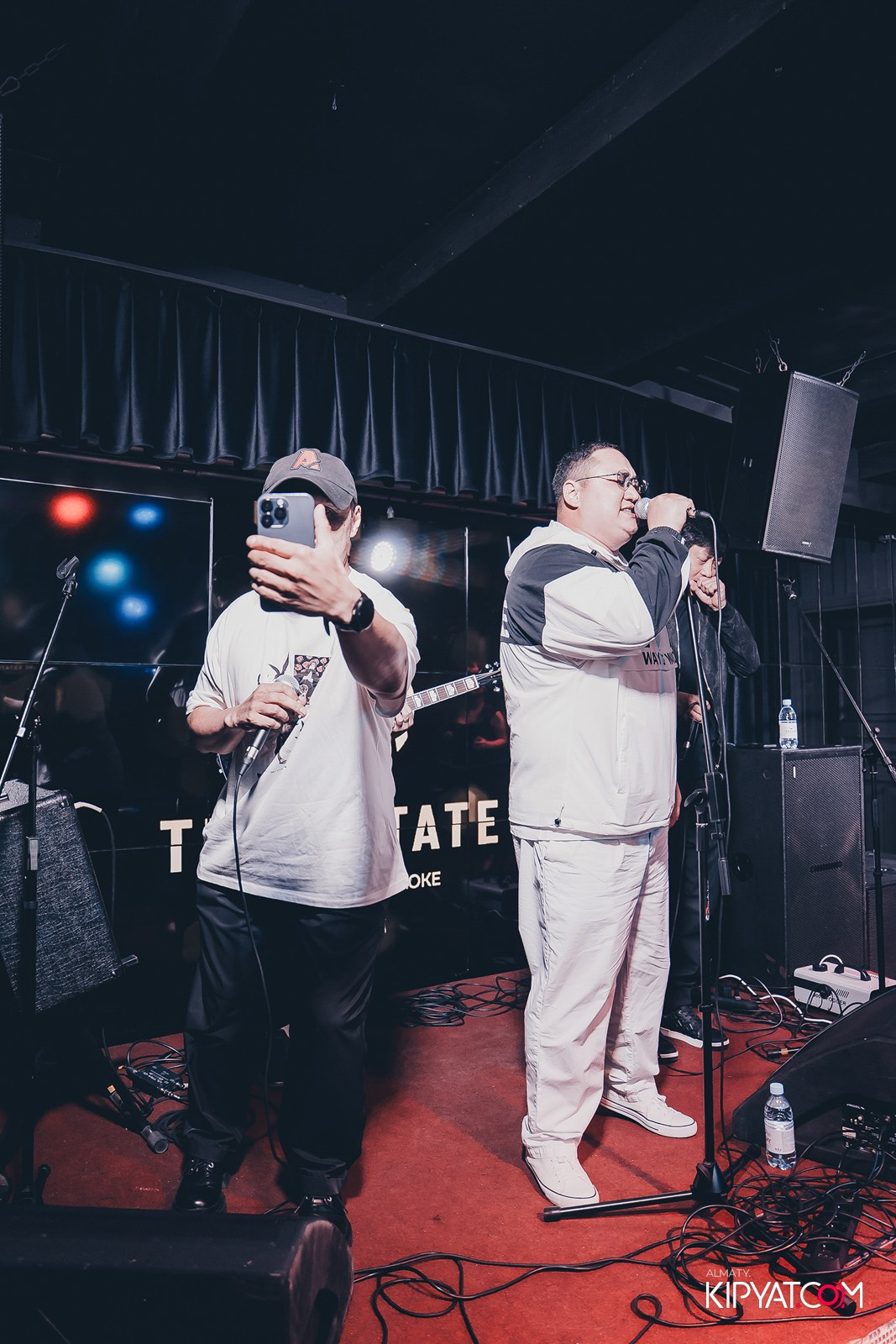 THE ESTATE КАРАОКЕ 1 ГОД. КИПЯТКОМ АЛМАТЫ!