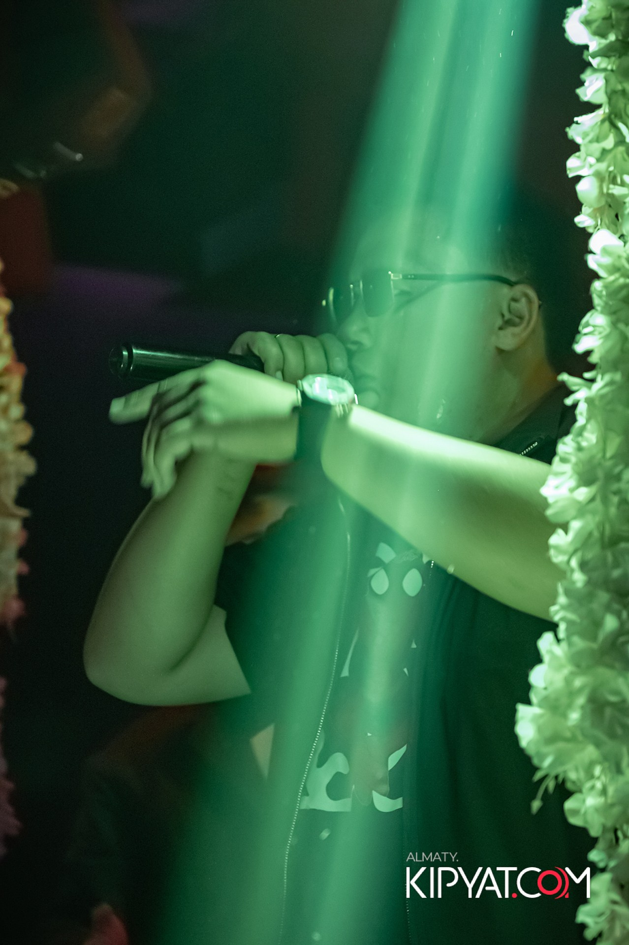 UYAT EMES BAR. КИПЯТКОМ АЛМАТЫ!