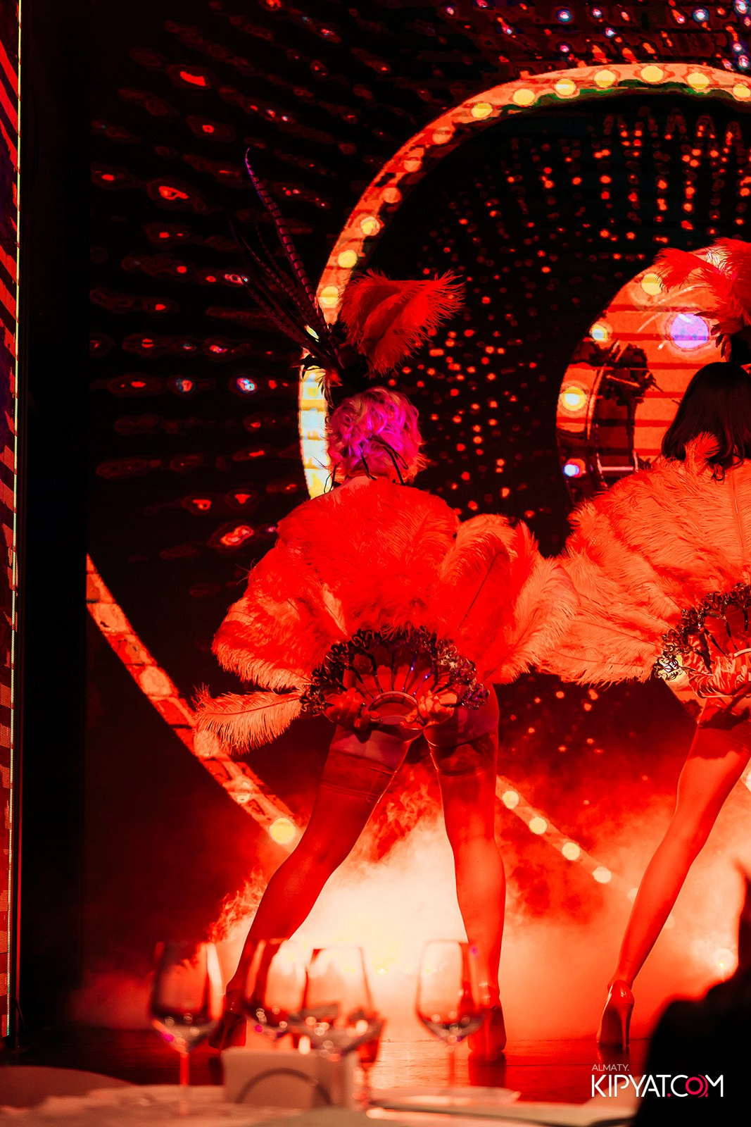 QUEEN. КИПЯТКОМ АЛМАТЫ!