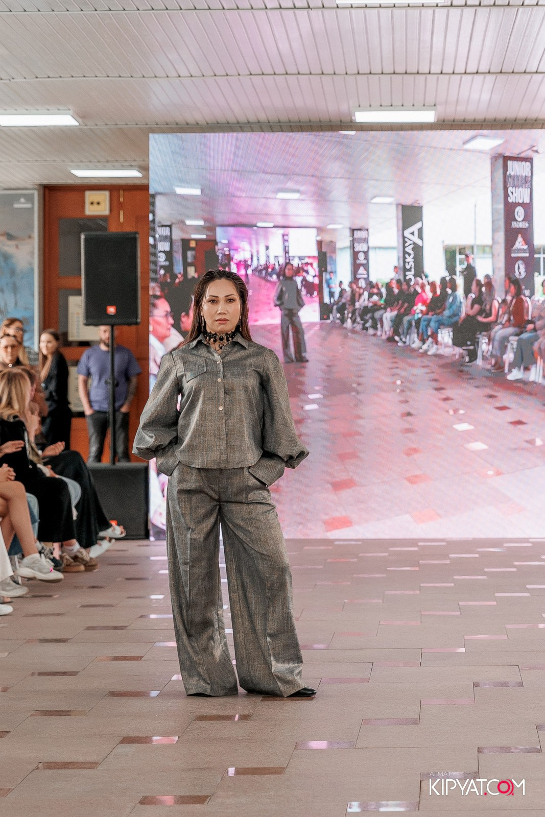 JUNIOR FASHION SHOW. КИПЯТКОМ АЛМАТЫ!