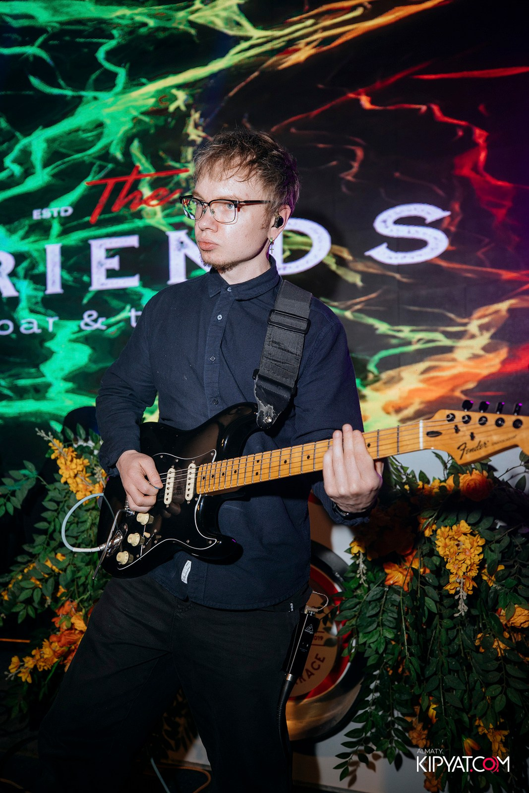 FRIENDS BAR & TERRACE. КИПЯТКОМ АЛМАТЫ! Фотосъемка мероприятий в Алматы