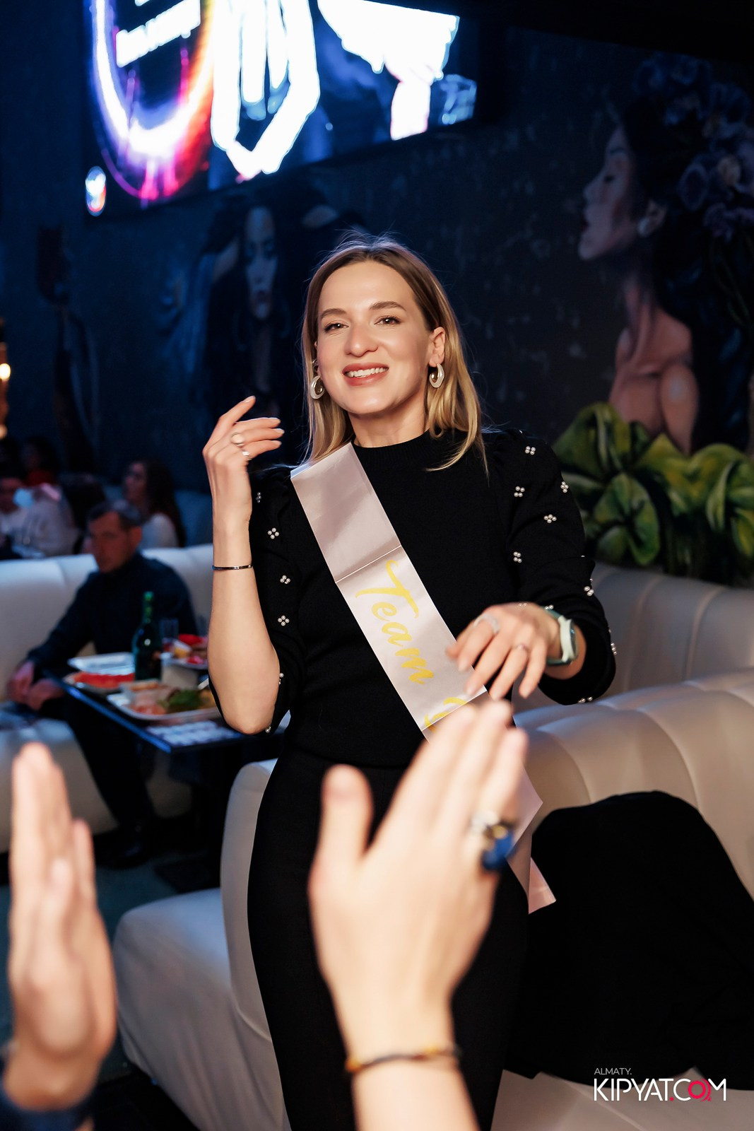 МУЗЫКАЛЬНОЕ ЛОТО В HIT RETRO. КИПЯТКОМ АЛМАТЫ!