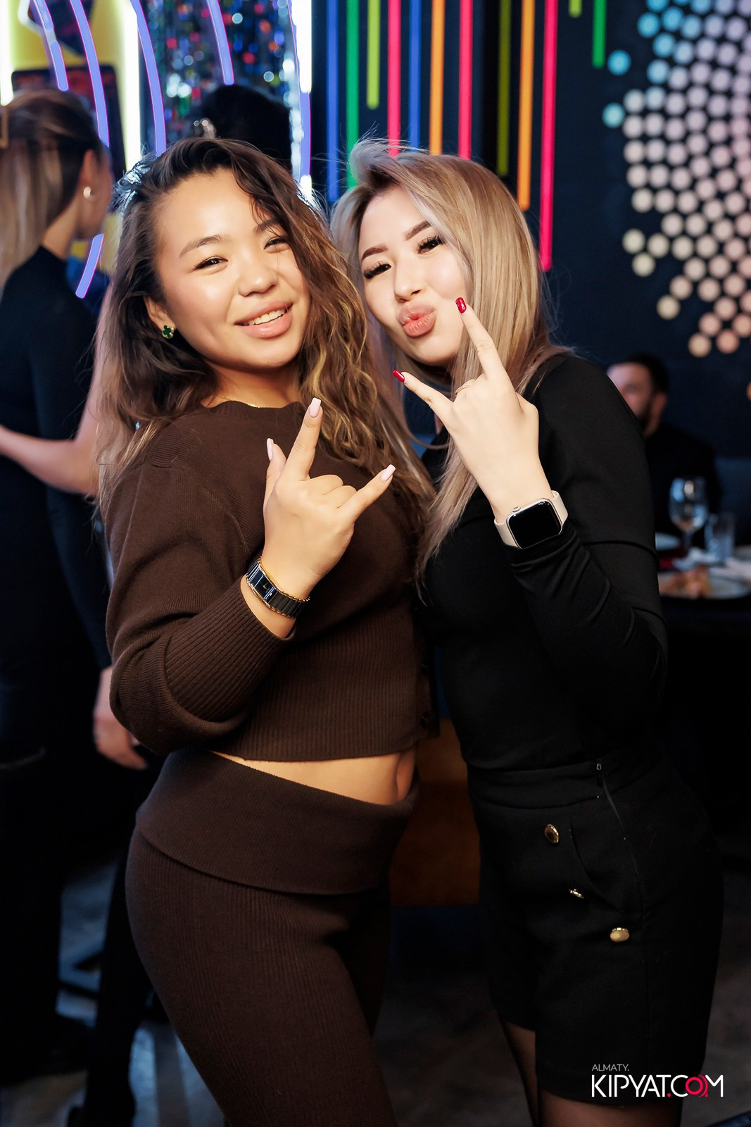 ЗАЯ, НА БИС. КИПЯТКОМ АЛМАТЫ! Фотосъемка мероприятий в Алматы