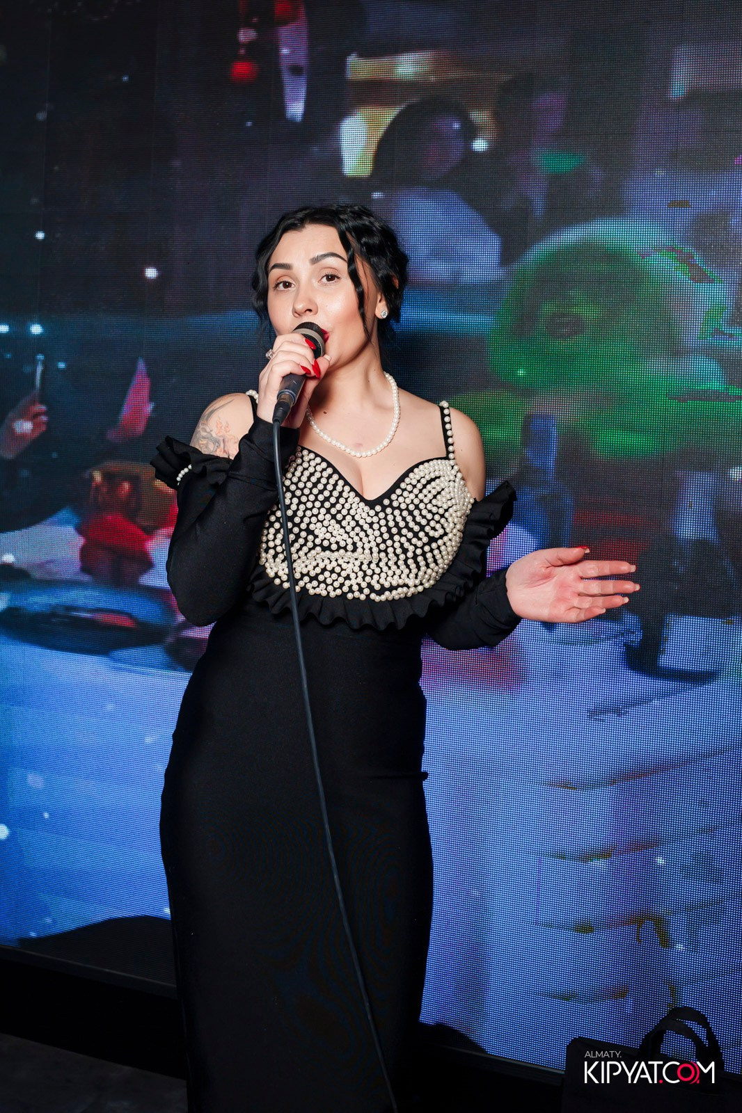 КАВКАЗСКИЙ ВЕЧЕР В ВАХТАНГУРИ. КИПЯТКОМ АЛМАТЫ!