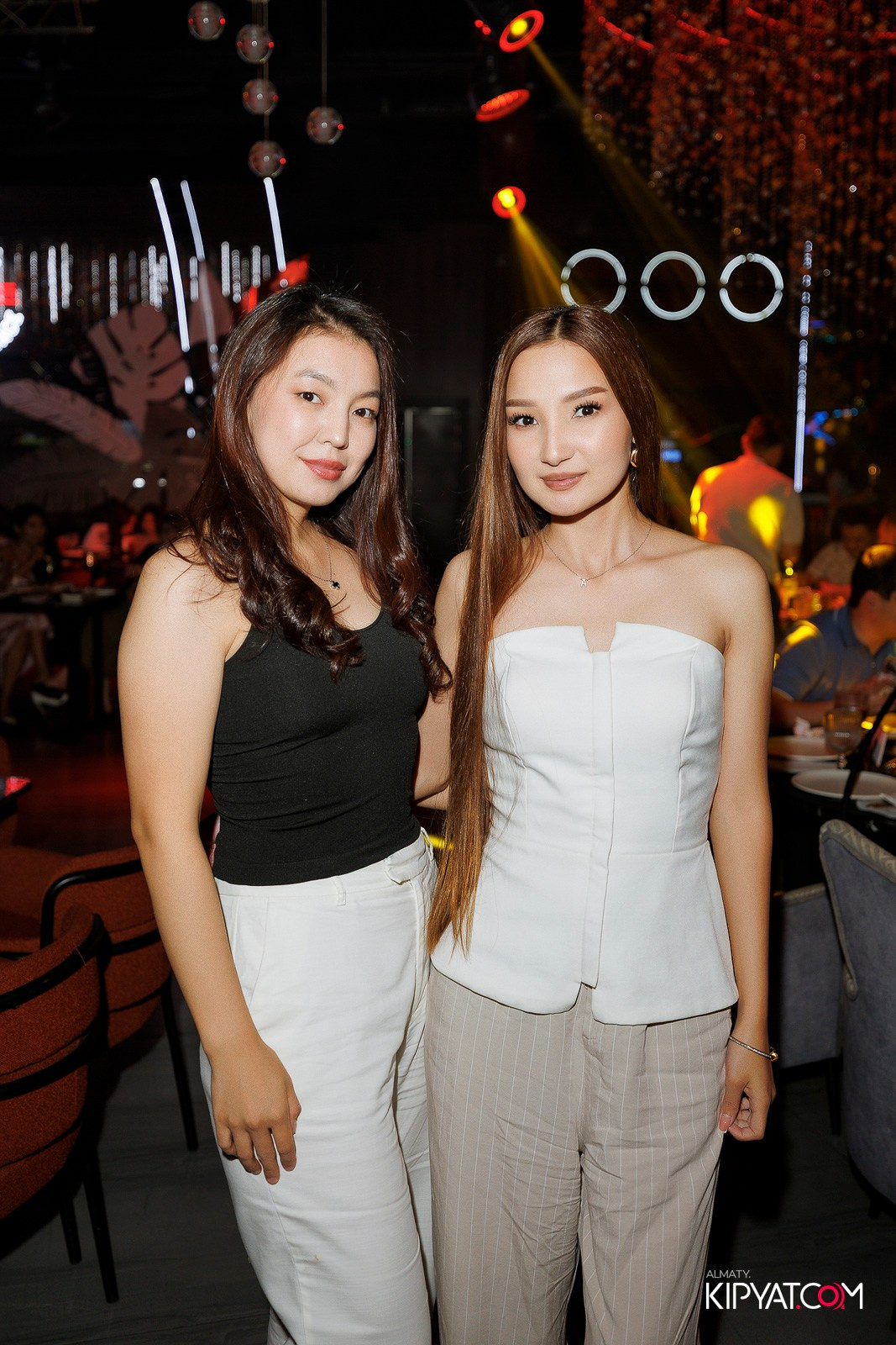 FRIENDS BAR & TERRACE. КИПЯТКОМ АЛМАТЫ! Фотосъемка мероприятий в Алматы