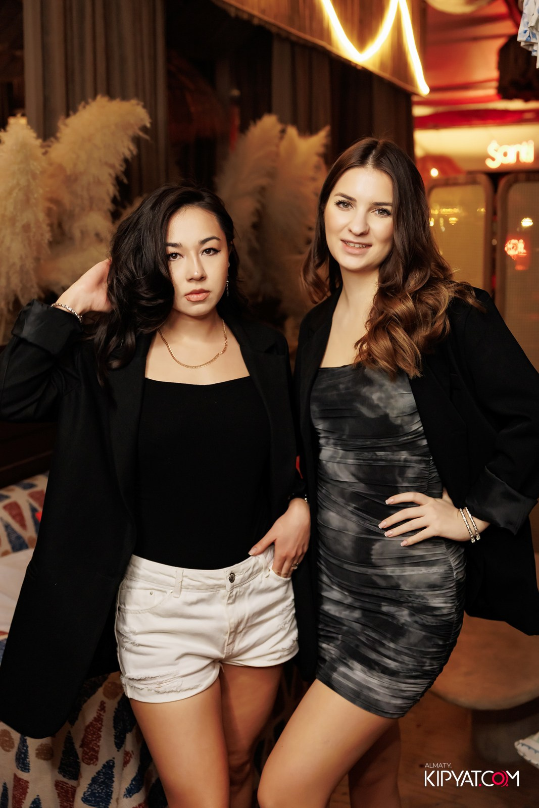 ŚANTI SUMMER TERRACE. КИПЯТКОМ АЛМАТЫ!