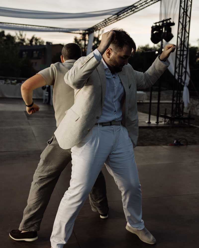 Любовь и ветер. Владимир Киселев — свадебный фотограф в Саратове, Москве и по всему миру