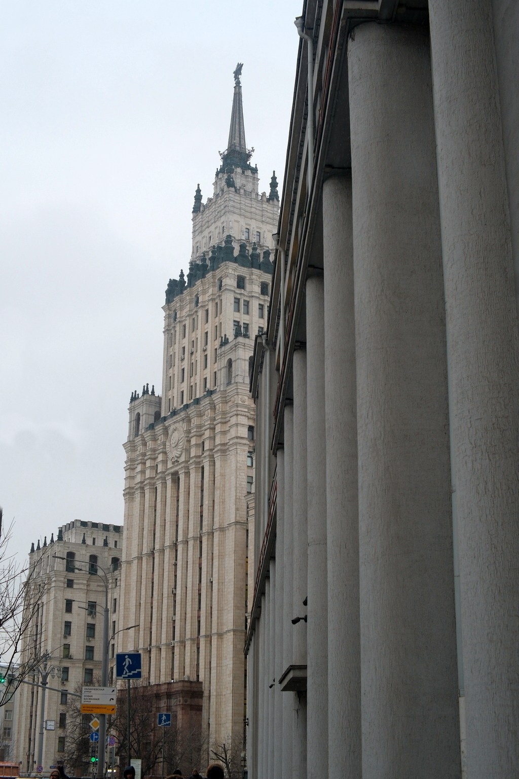 Улица, люди, жизнь…