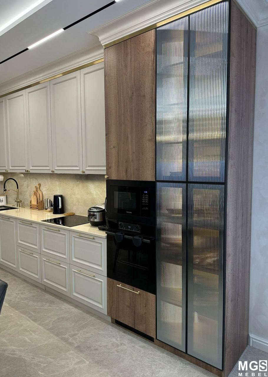 Кухонная мебель для просторной кухни от производителя МГС мебель, которую можно сделать на заказ в Ростове -на-Дону