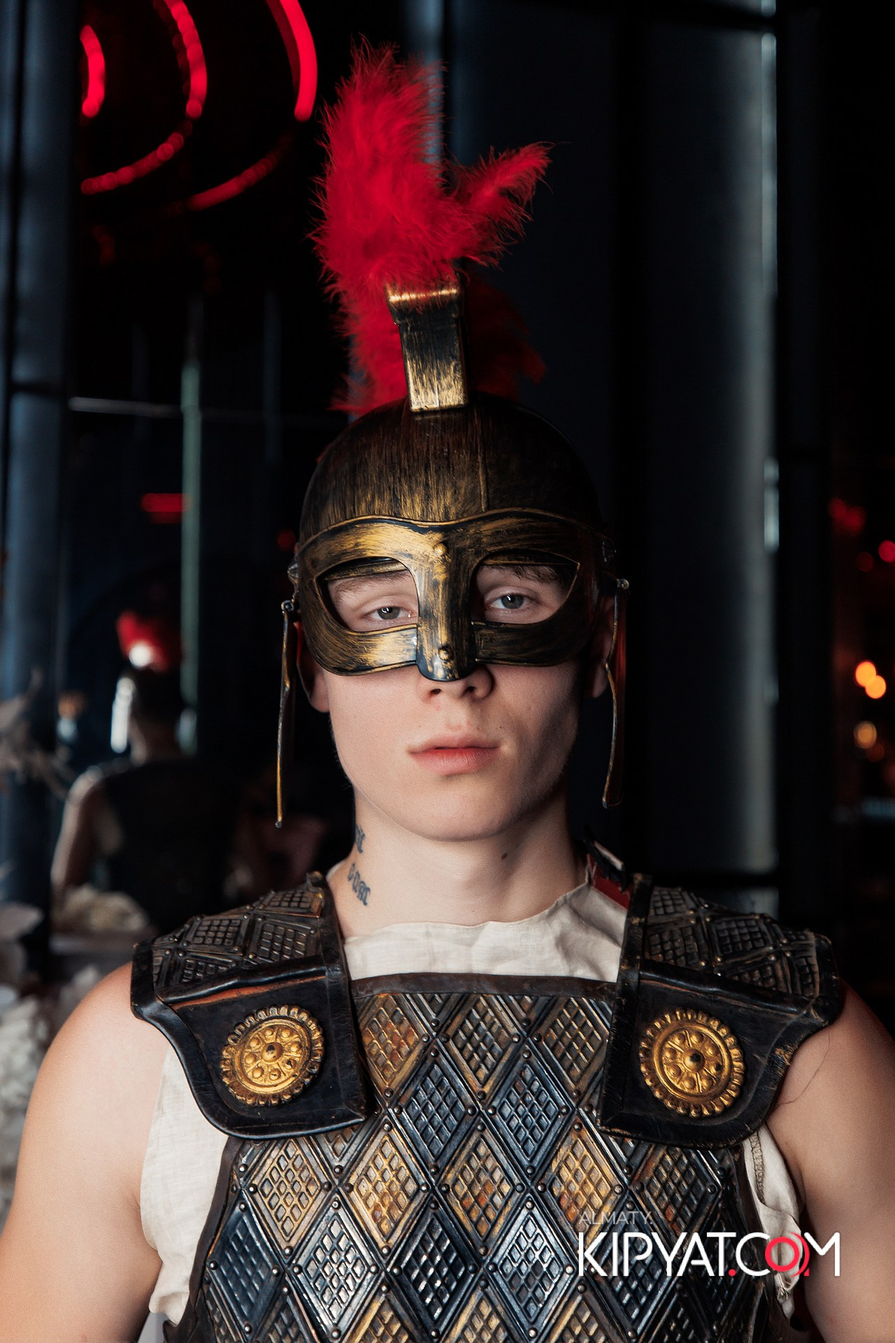 Friends bar & terrace. КИПЯТКОМ АЛМАТЫ!