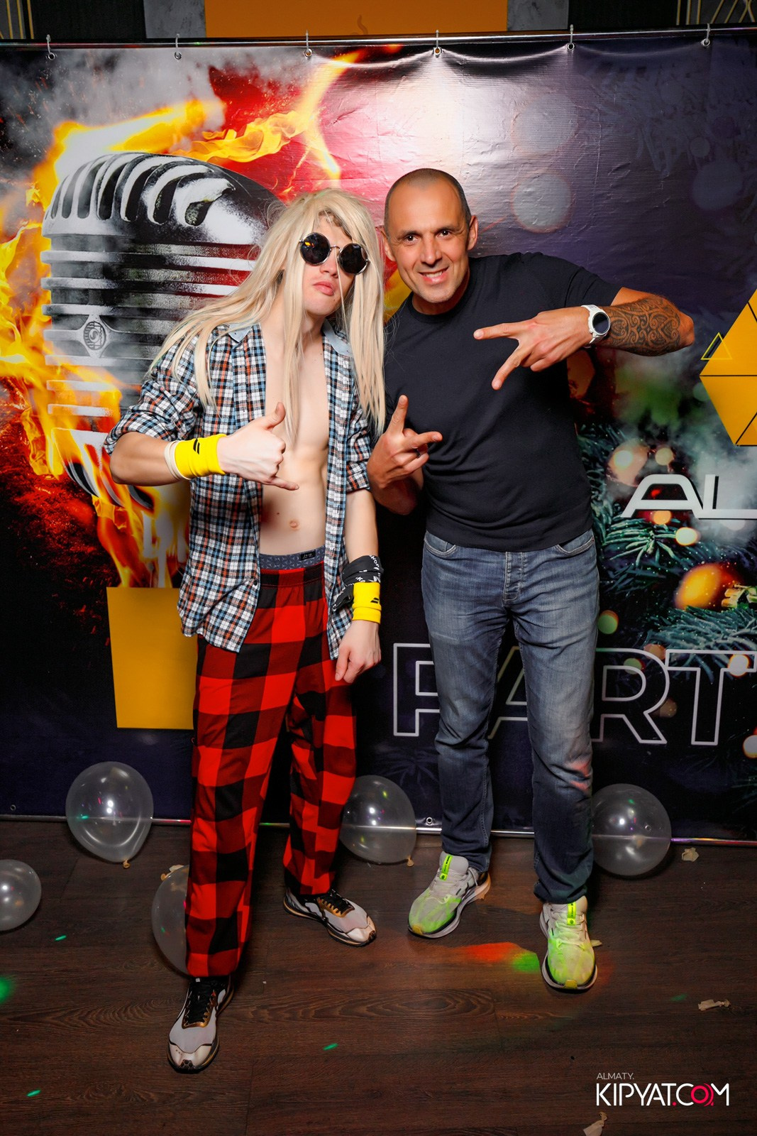 УХО И МЕДВЕДЬ НА ГАГАРИНА. КИПЯТКОМ АЛМАТЫ!