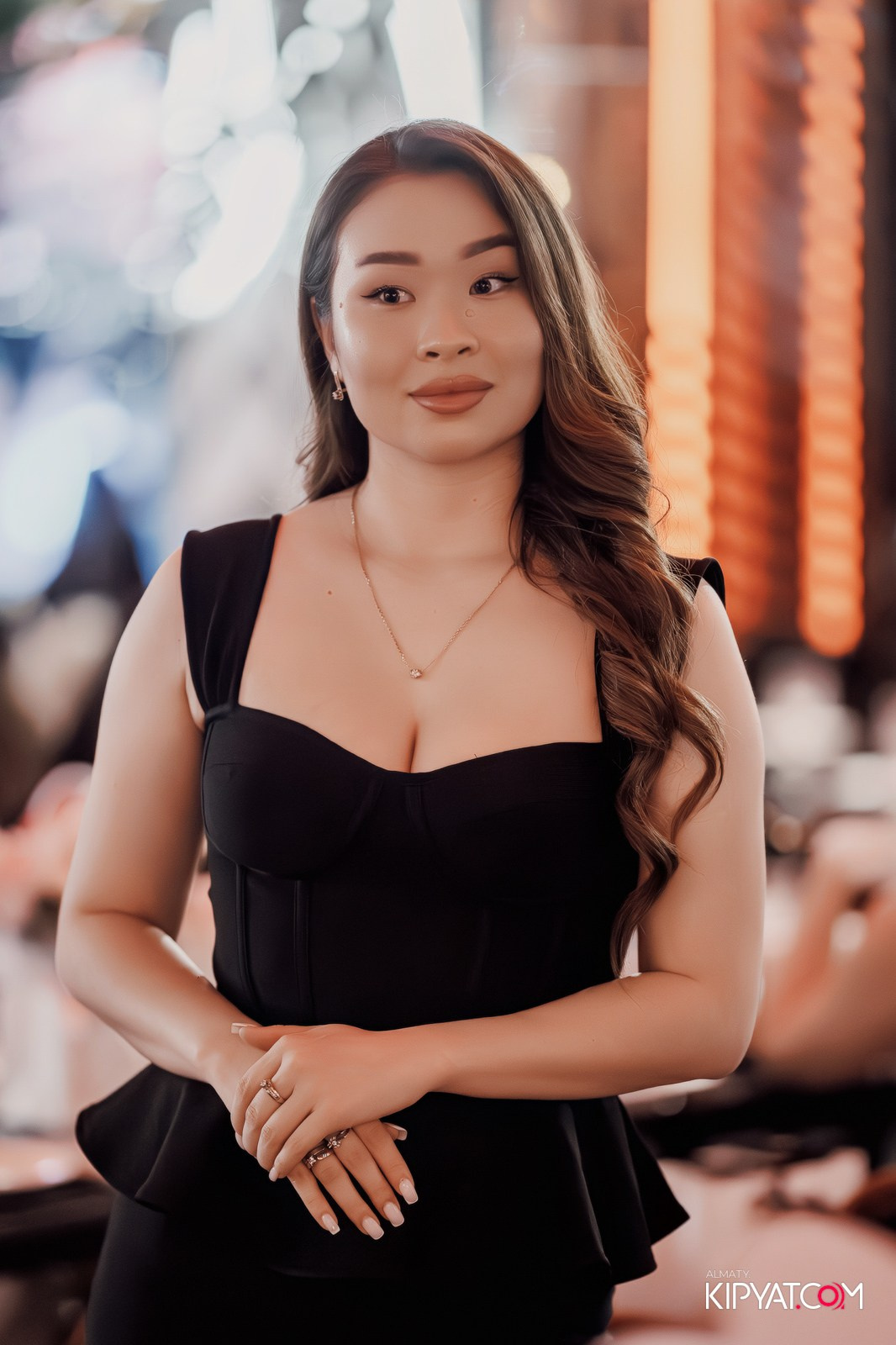 FRIENDS BAR & TERRACE. КИПЯТКОМ АЛМАТЫ!