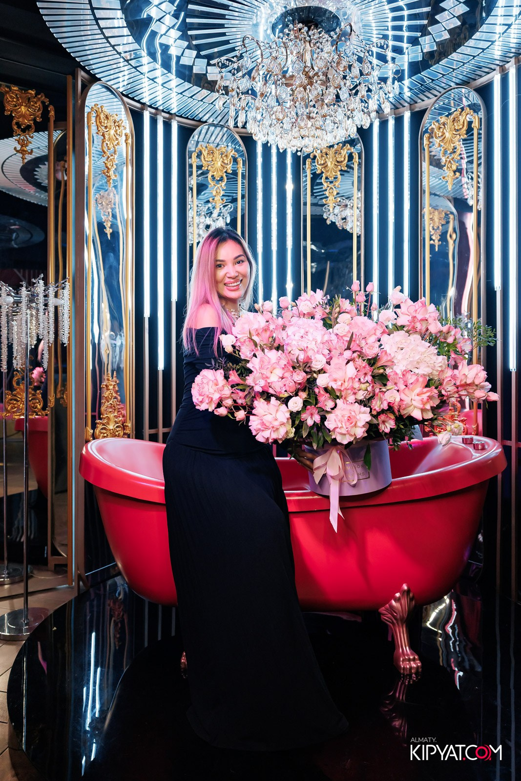 ЗАЯ, НА БИС. КИПЯТКОМ АЛМАТЫ!