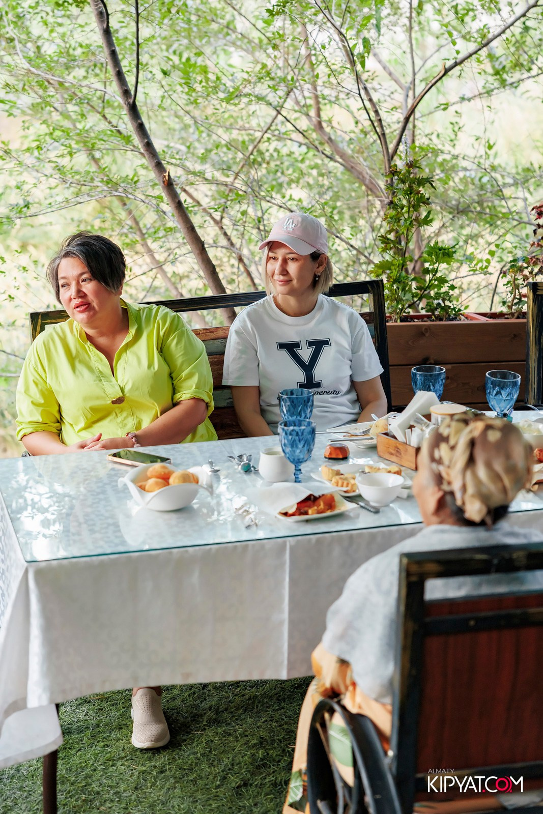 ЮБИЛЕЙ КАФЕ ТЯНЬ-ШАНЬ — 20 ЛЕТ. КИПЯТКОМ АЛМАТЫ!
