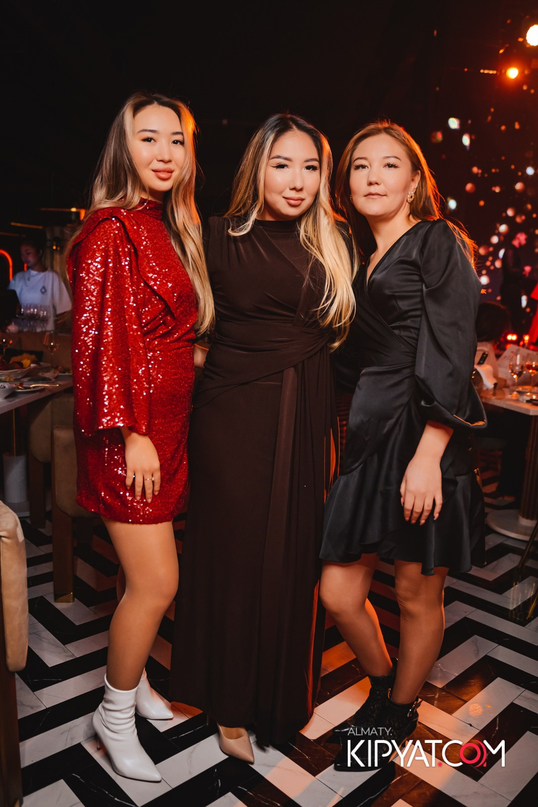 QUEEN. КИПЯТКОМ АЛМАТЫ!