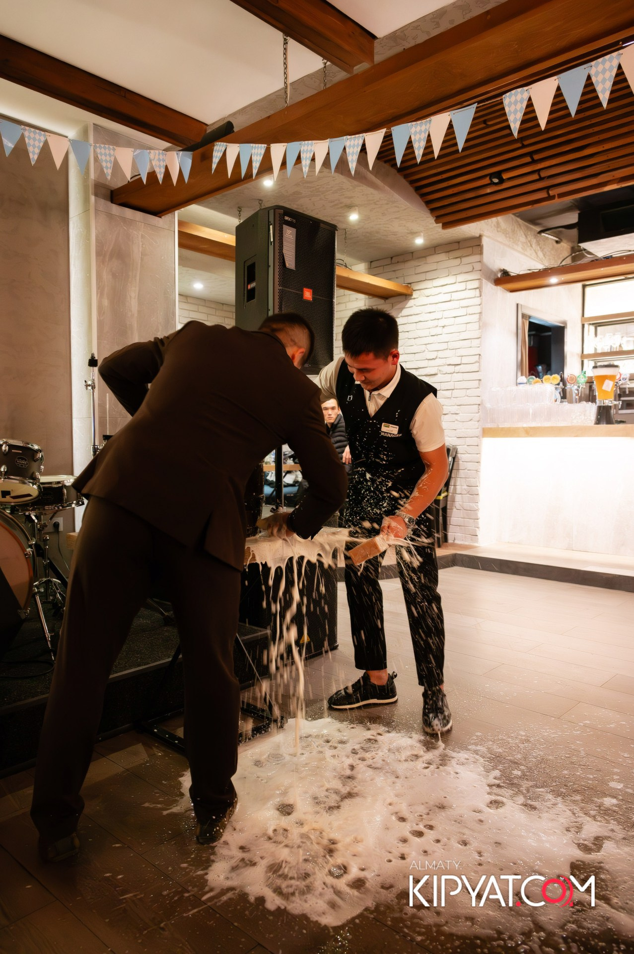 ПИНТА НА ГОГОЛЯ. КИПЯТКОМ АЛМАТЫ!