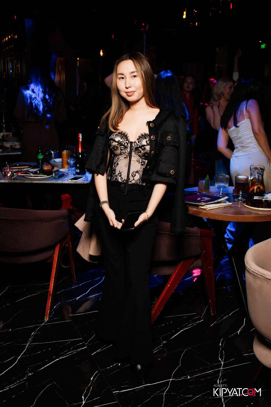 MOOD KARAOKE & TERRACE. КИПЯТКОМ АЛМАТЫ!