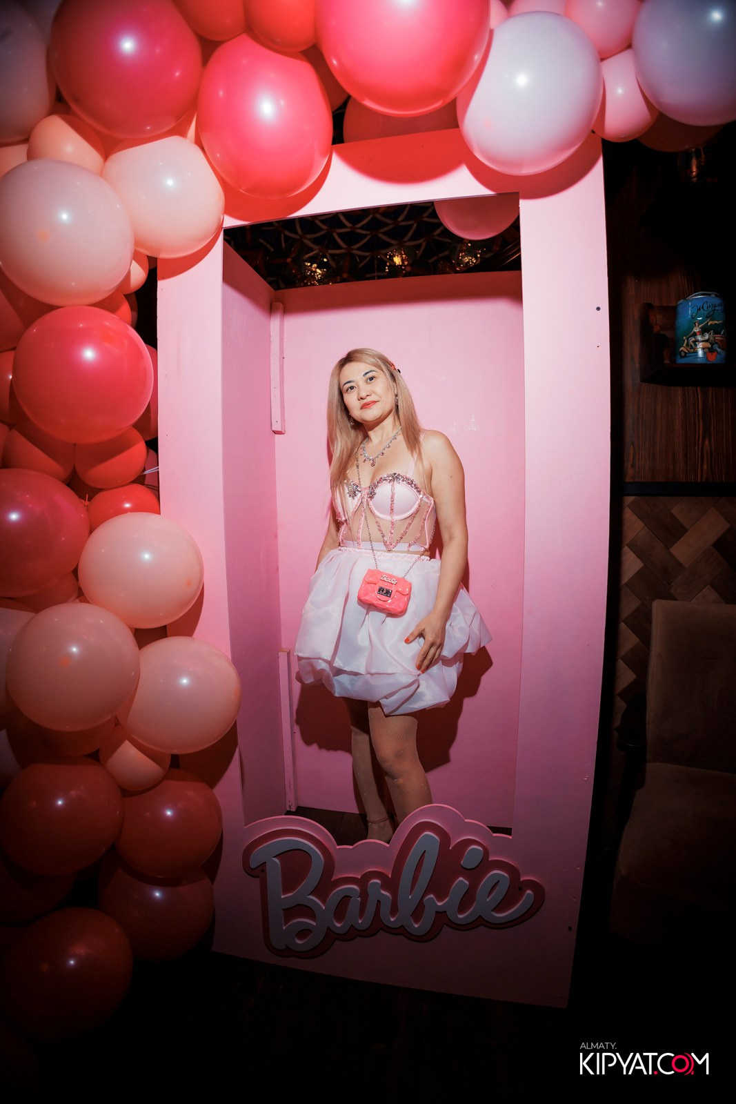 ЖИГУЛИ БАР НА АУЭЗОВА. КИПЯТКОМ АЛМАТЫ! Фотосъемка мероприятий в Алматы