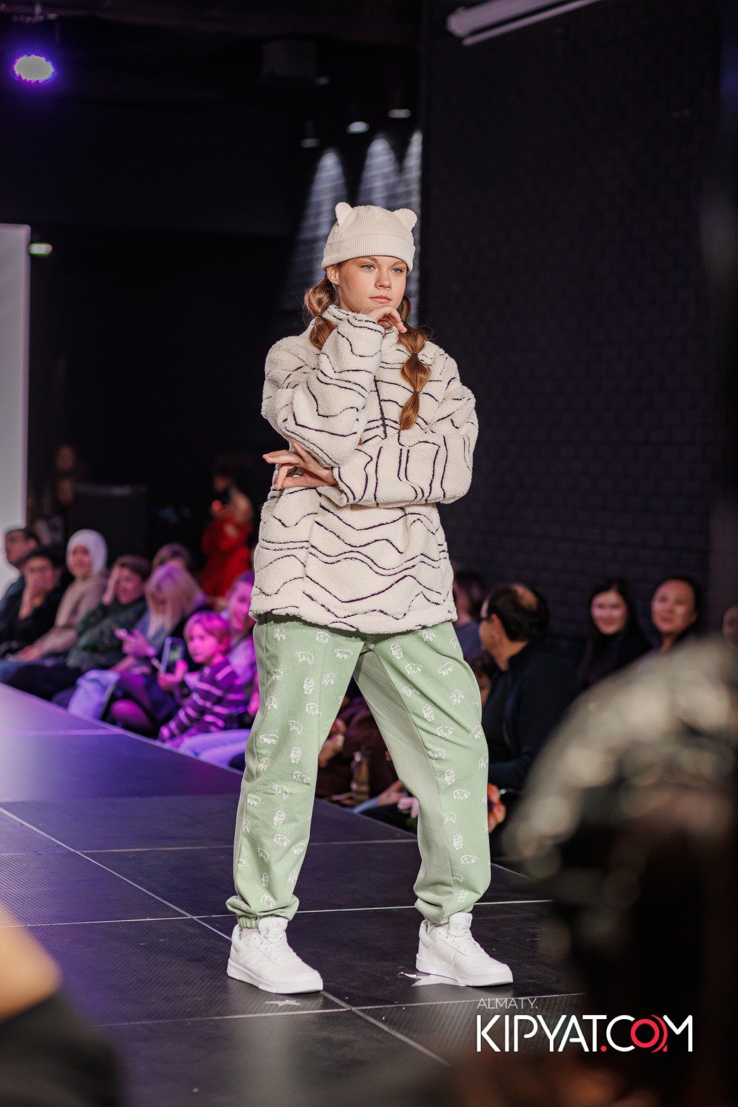 JUNIOR MODELS SHOW В РАМКАХ БЛАГОТВОРИТЕЛЬНОГО ПРОЕКТА МОДА ЗА СЧАСТЬЕ ДЕТЕЙ. КИПЯТКОМ АЛМАТЫ!