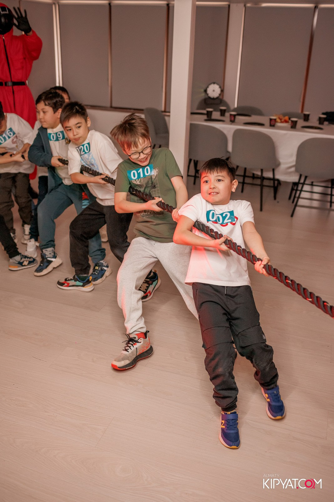 КВЕСТ-ШОУ ALAROVICH ИГРА В КАЛЬМАРА. КИПЯТКОМ АЛМАТЫ!