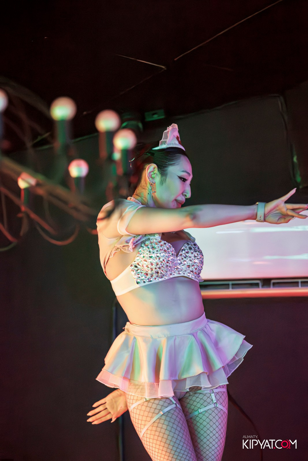 UYAT EMES BAR. КИПЯТКОМ АЛМАТЫ!