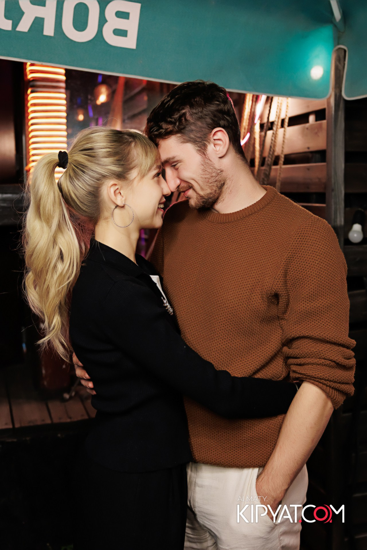 Victory pub. КИПЯТКОМ АЛМАТЫ!