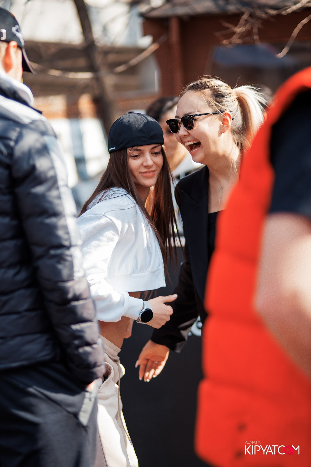 ДНЕВНОЙ РЕЙВ. КИПЯТКОМ АЛМАТЫ!