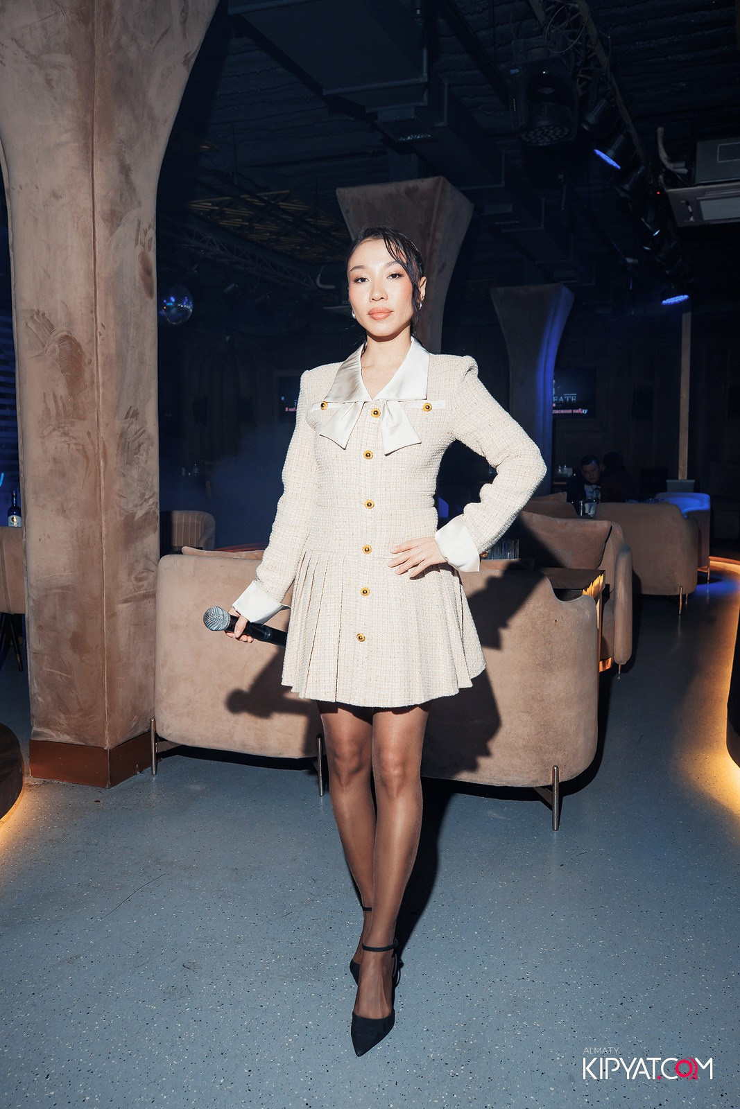 LAUREATE KARAOKE HALL. КИПЯТКОМ АЛМАТЫ!