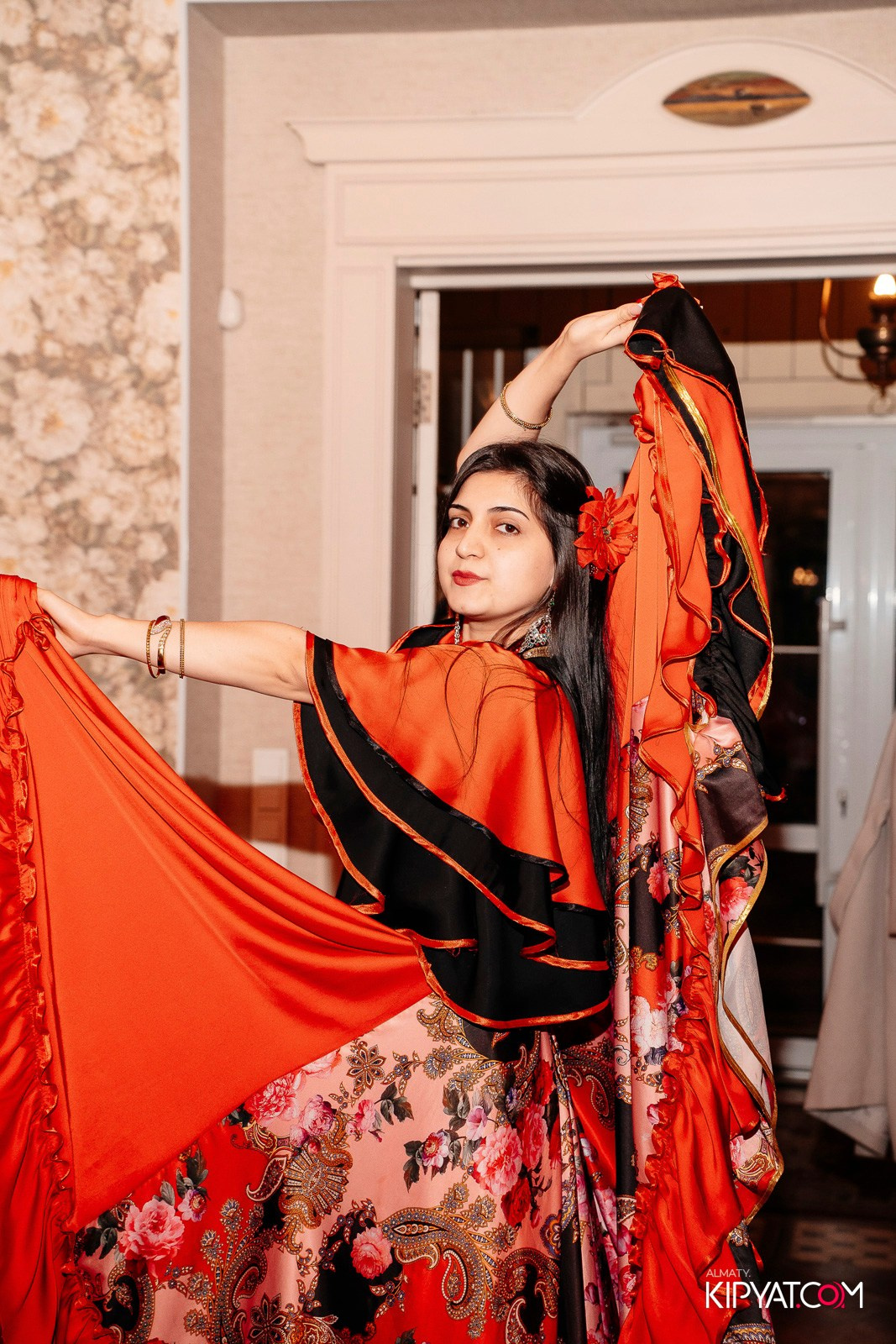 РЕСТОРАН МАРЬИНА РОЩA. КИПЯТКОМ АЛМАТЫ!