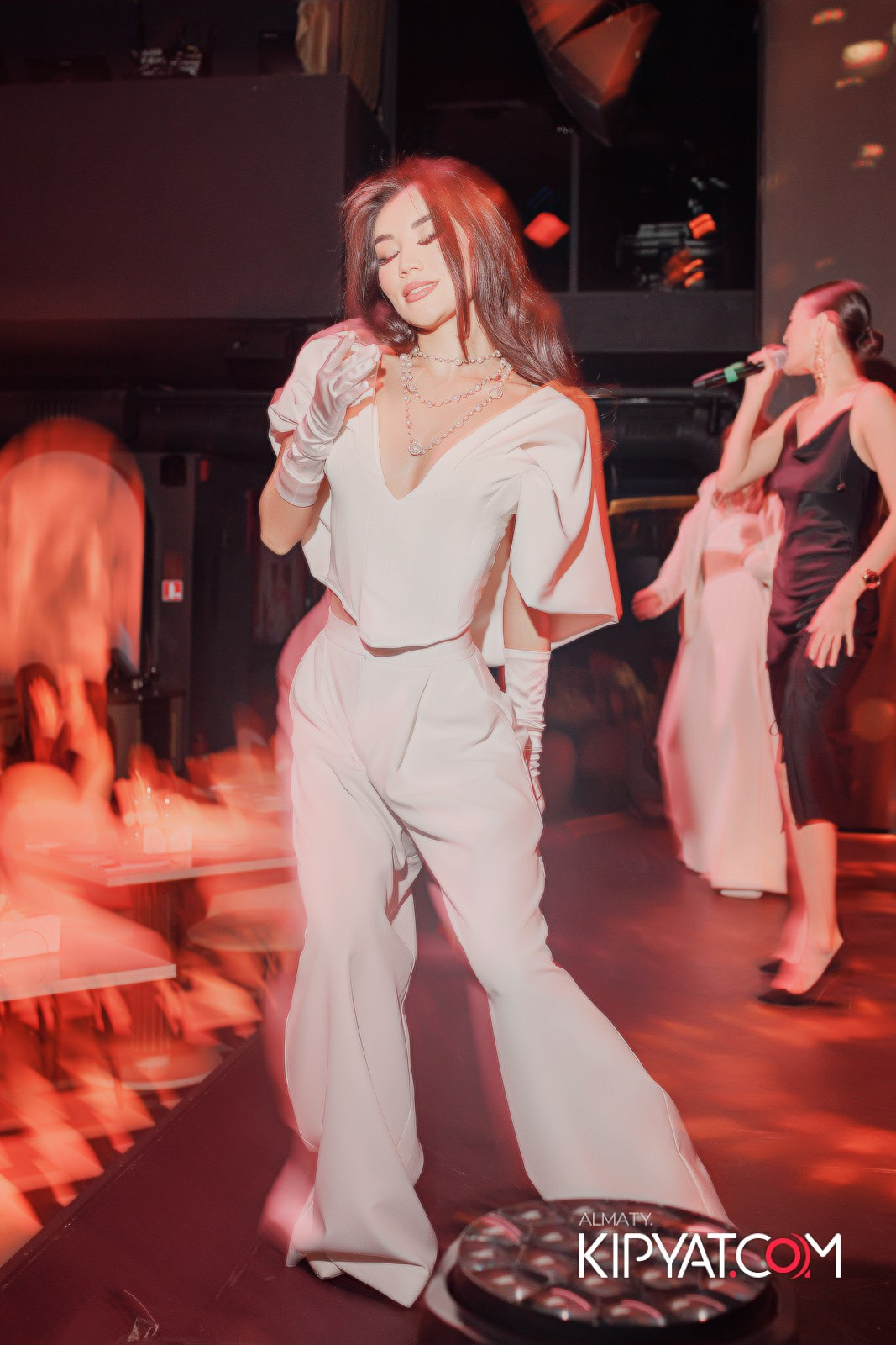 QUEEN. КИПЯТКОМ АЛМАТЫ!