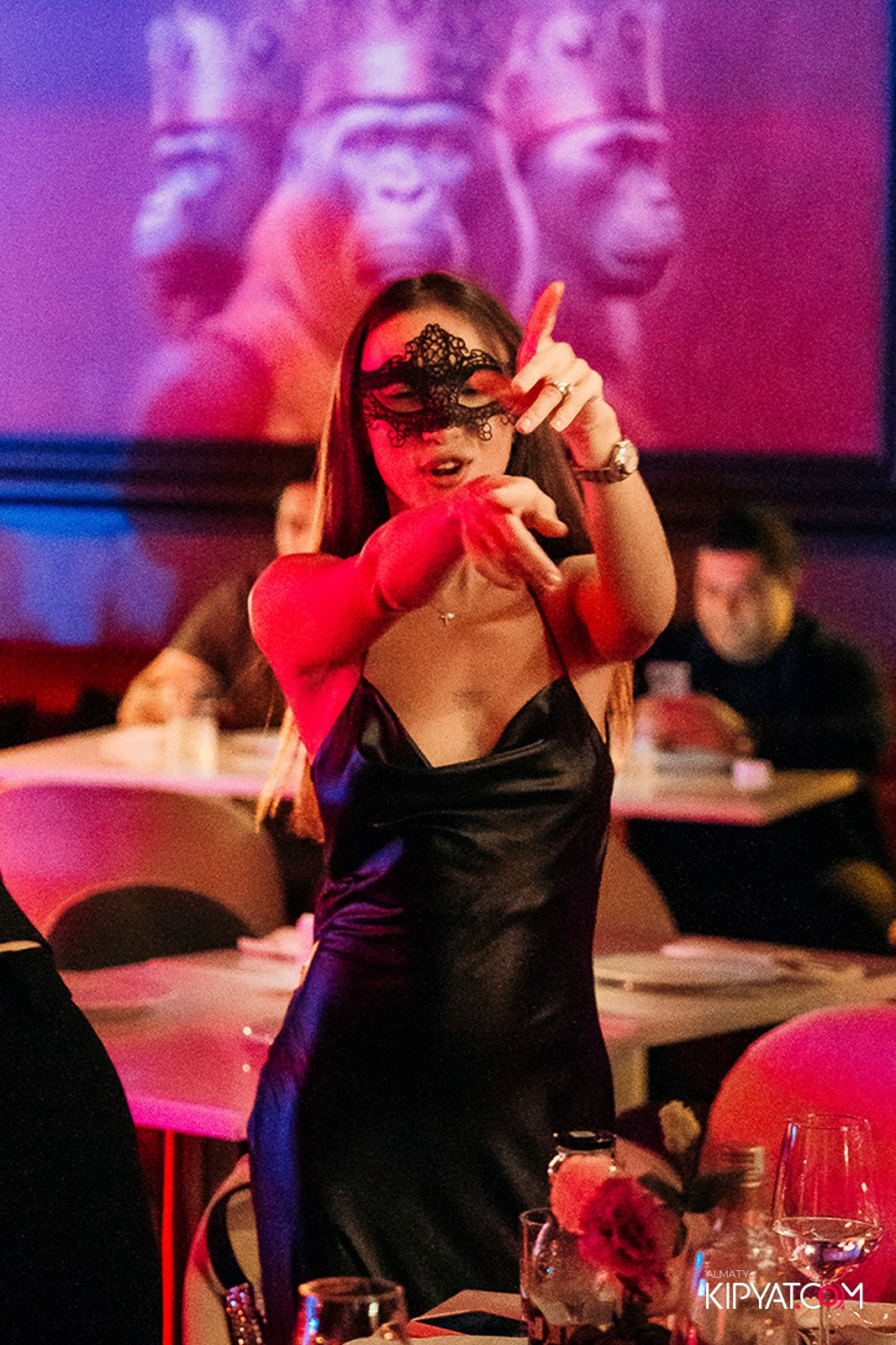 QUEEN. КИПЯТКОМ АЛМАТЫ!